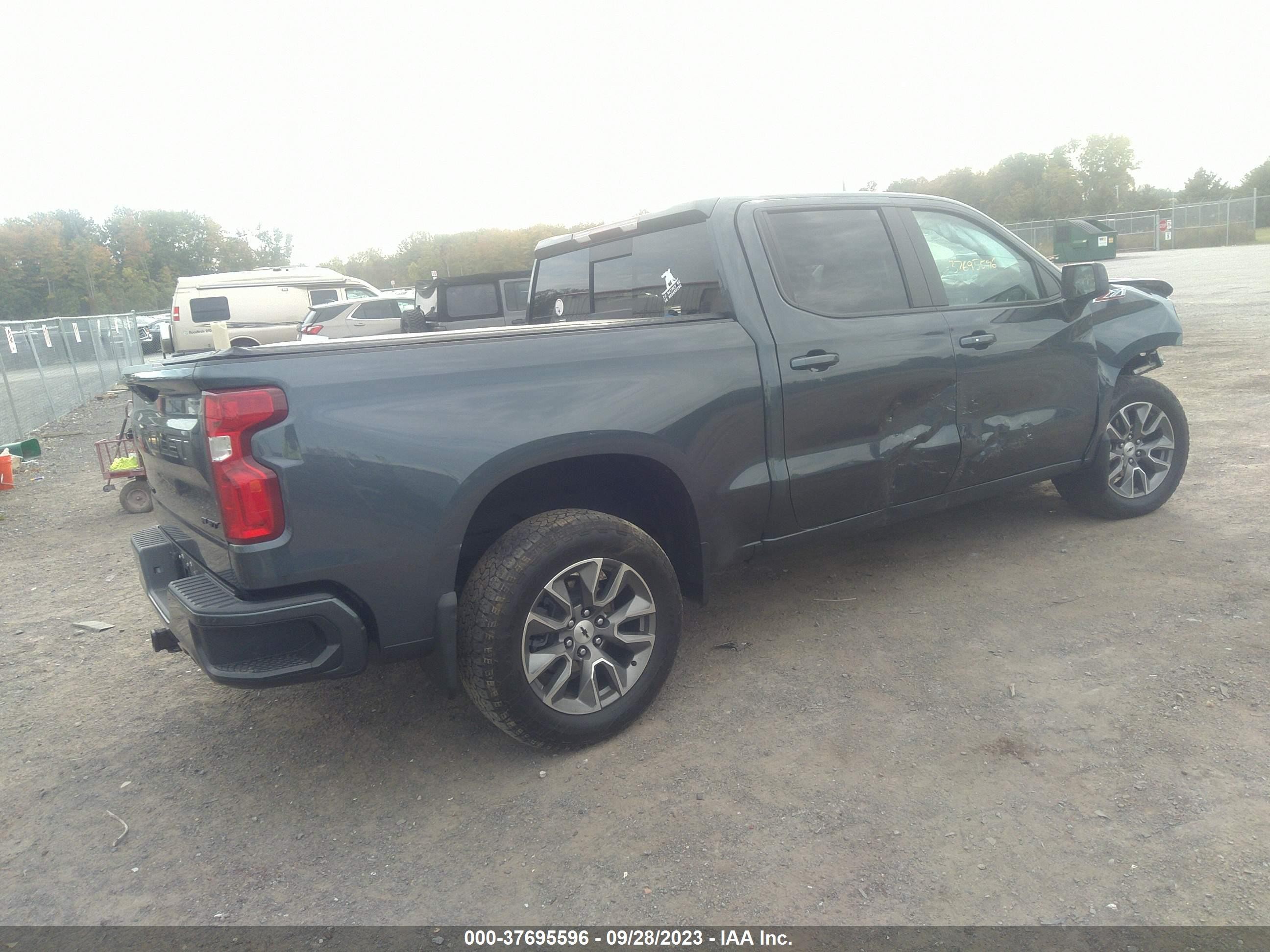 Photo 3 VIN: 1GCUYEEL0MZ288467 - CHEVROLET SILVERADO 