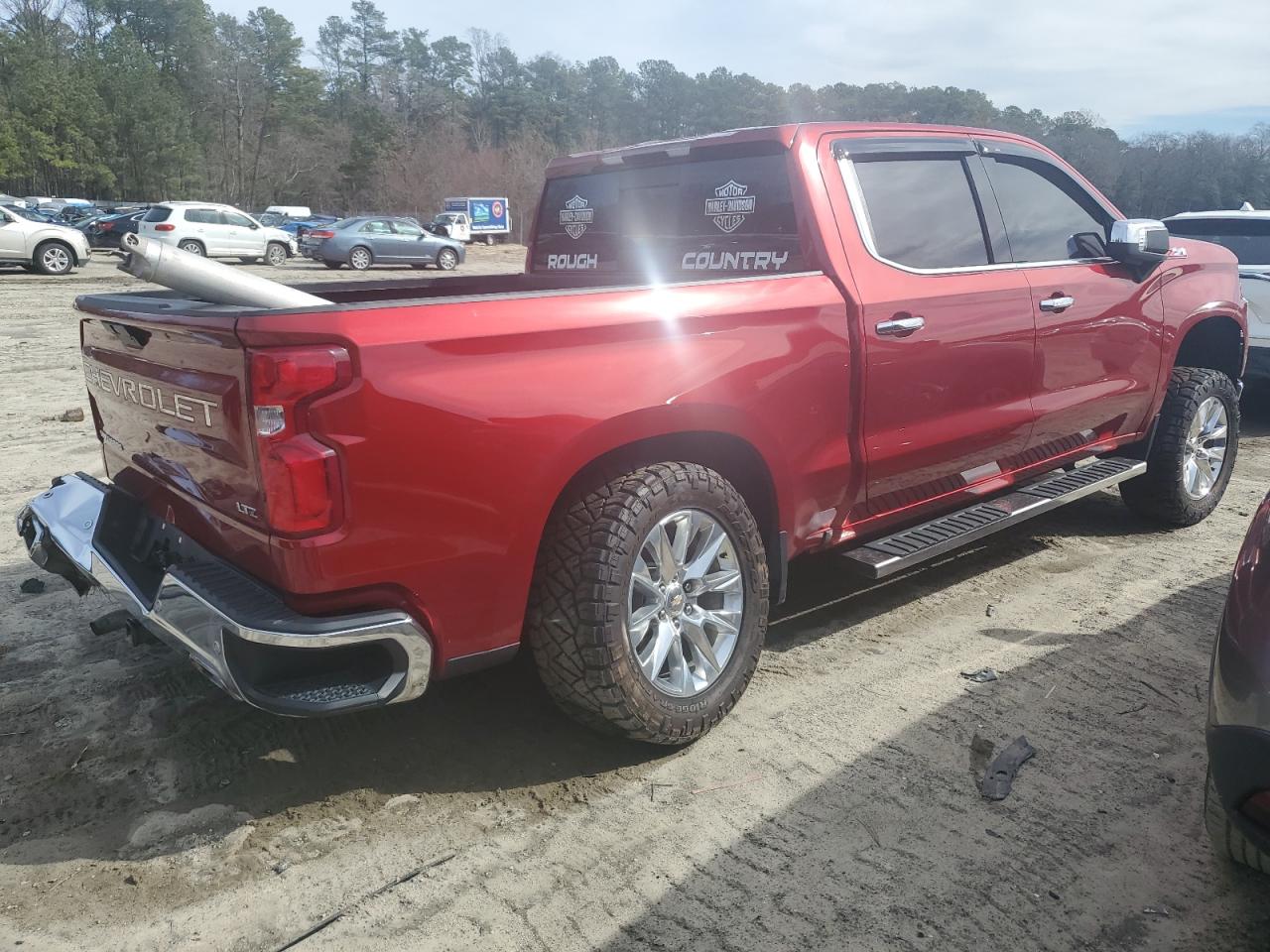 Photo 2 VIN: 1GCUYGED6MZ297002 - CHEVROLET SILVERADO 