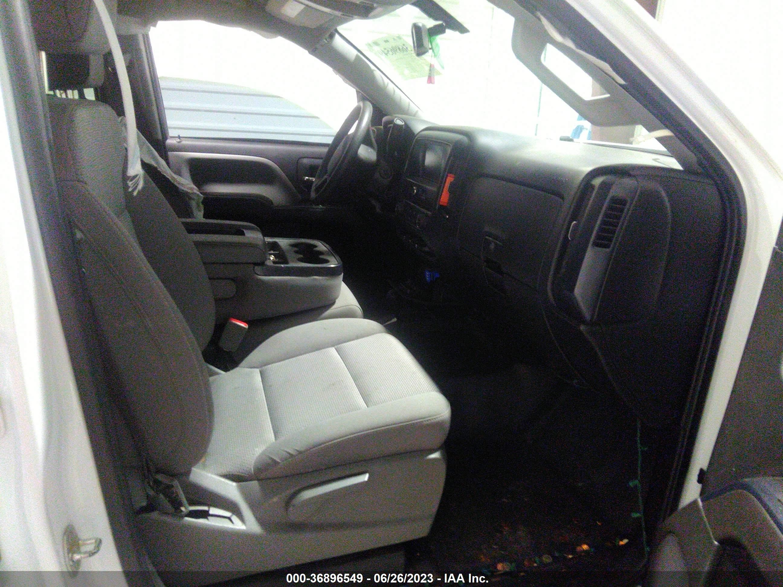 Photo 4 VIN: 1GCVKNEC0HZ329899 - CHEVROLET SILVERADO 