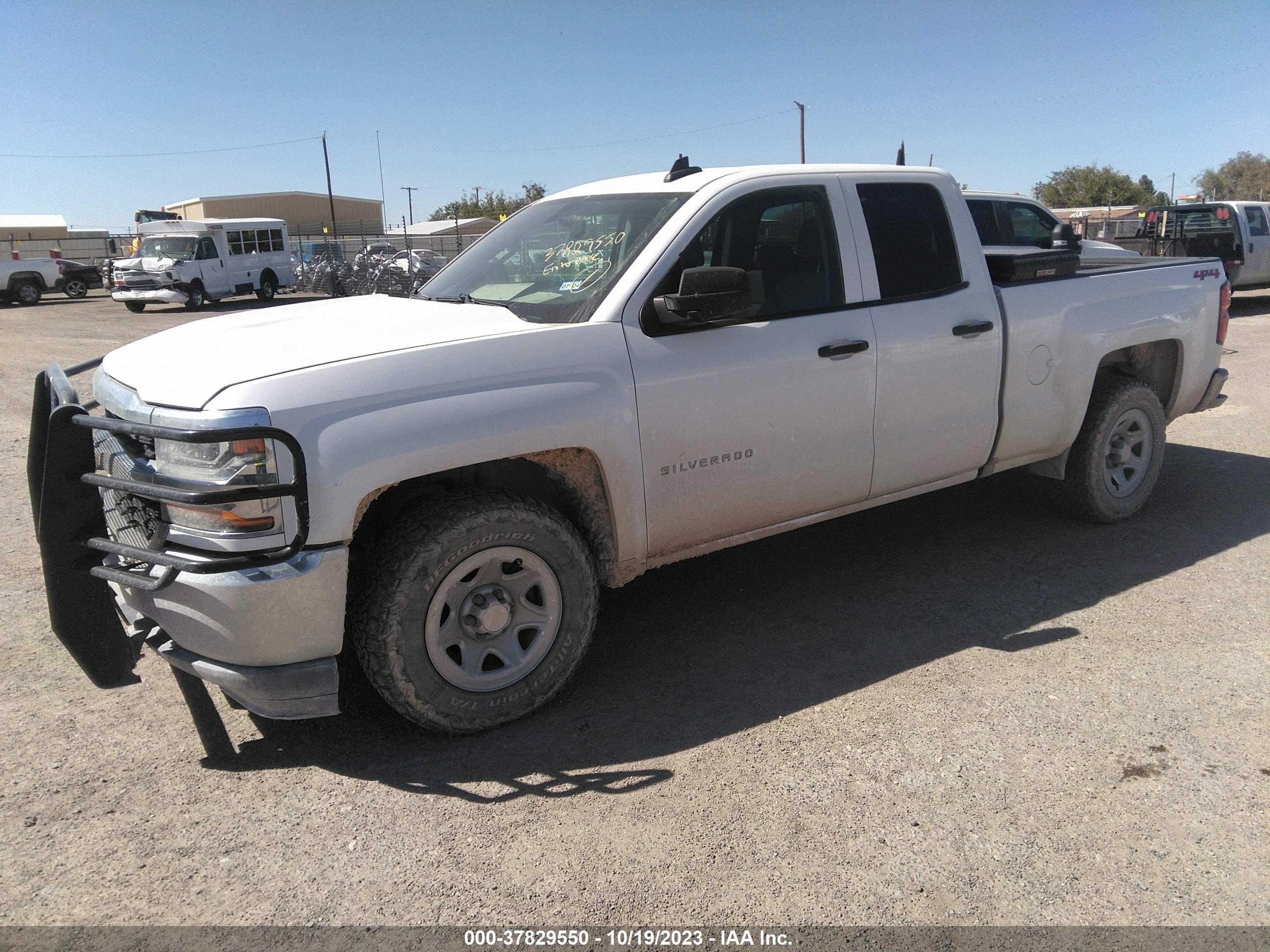 Photo 1 VIN: 1GCVKNEC5JZ344615 - CHEVROLET SILVERADO 