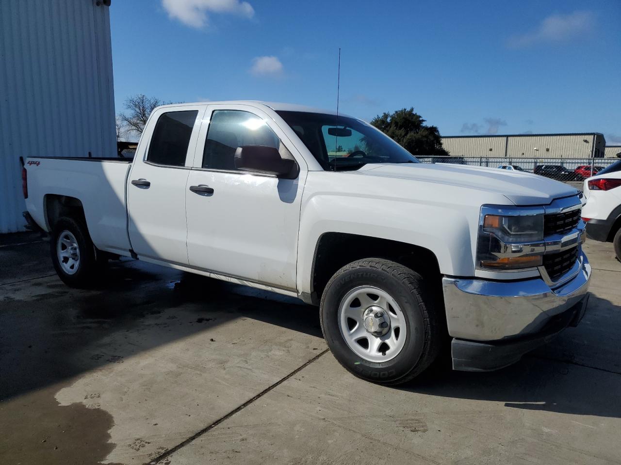 Photo 3 VIN: 1GCVKNEC7GZ235534 - CHEVROLET SILVERADO 