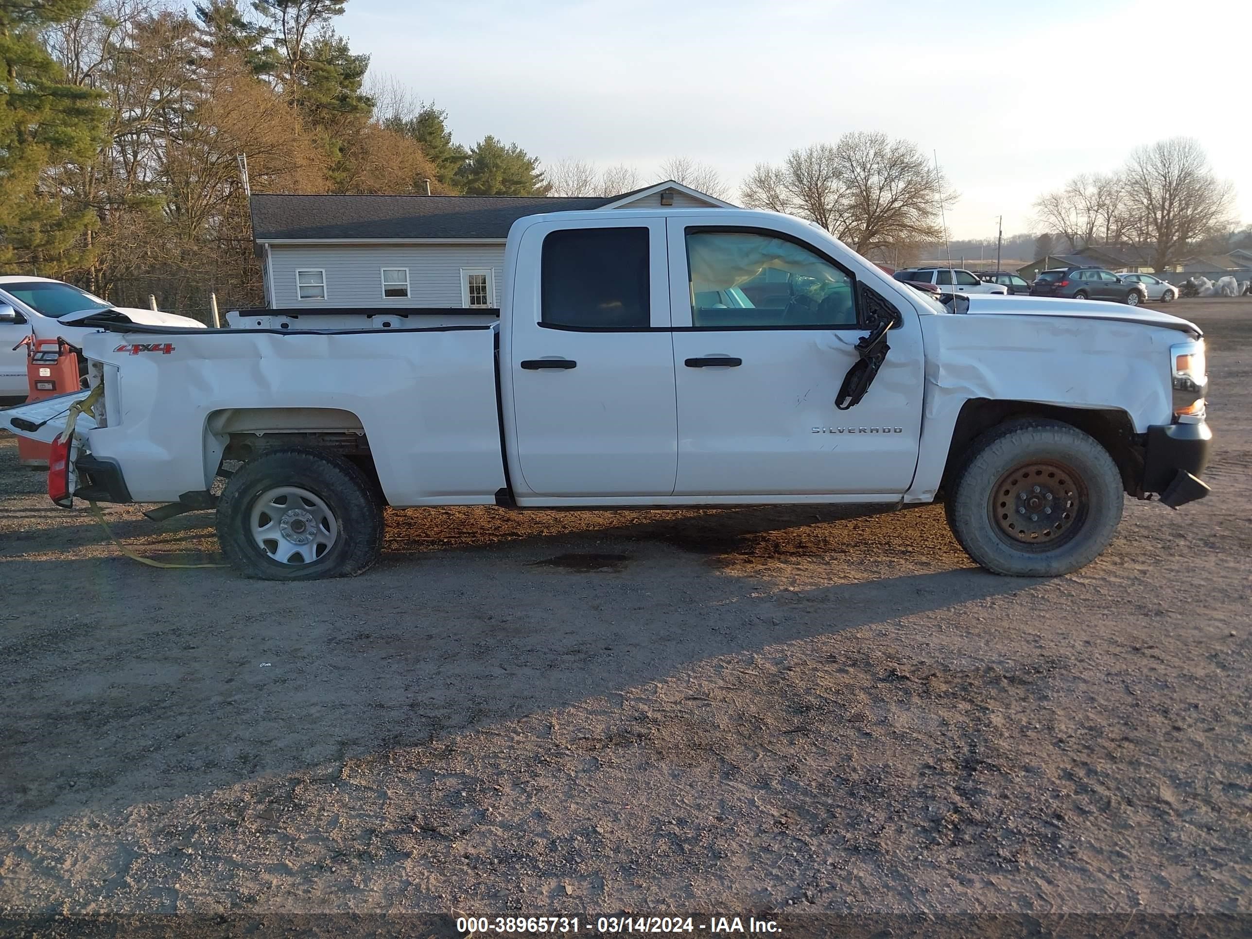 Photo 13 VIN: 1GCVKNEC8HZ276966 - CHEVROLET SILVERADO 1500 