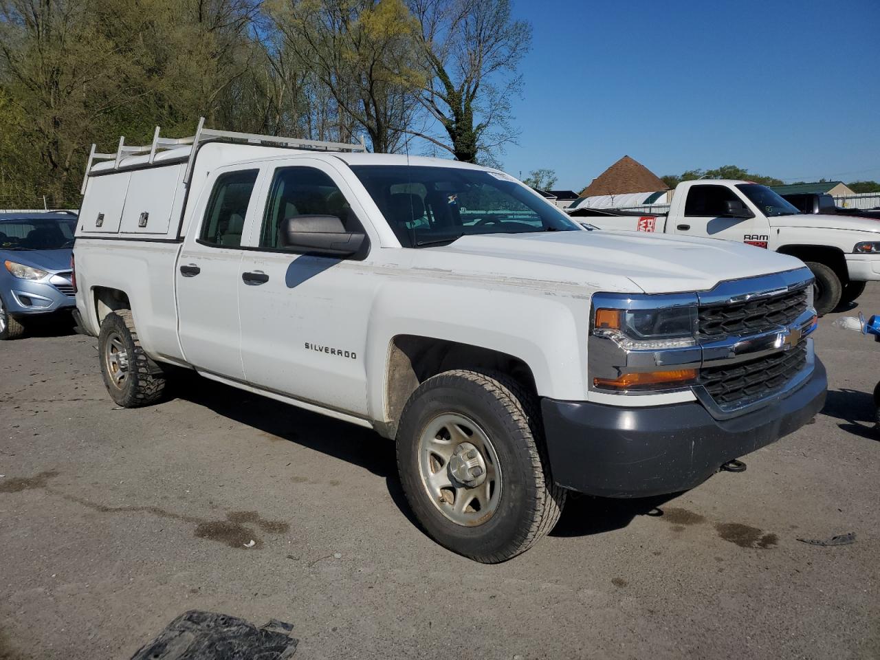 Photo 3 VIN: 1GCVKNEC9GZ237754 - CHEVROLET SILVERADO 