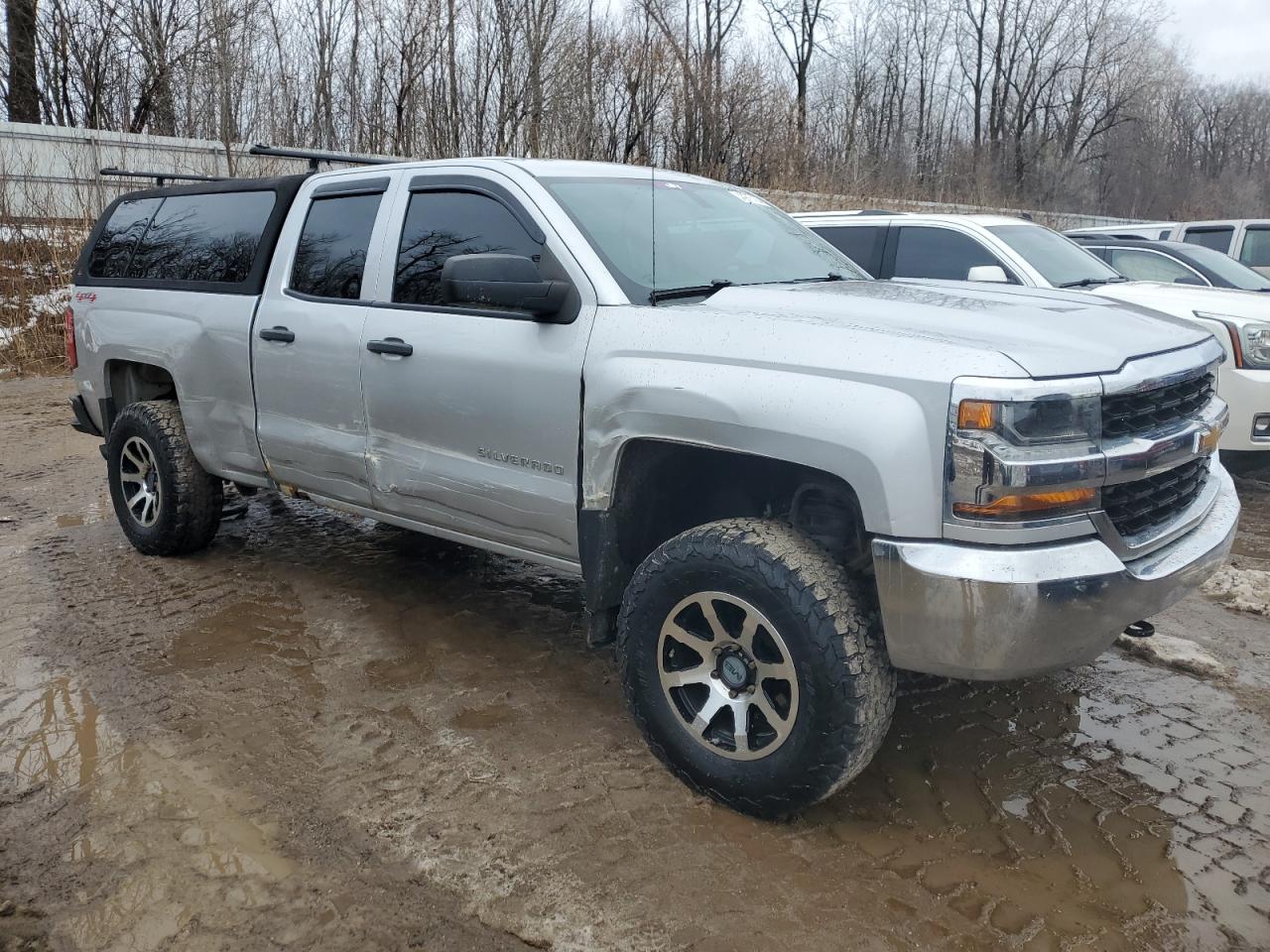 Photo 3 VIN: 1GCVKNEH2GZ403687 - CHEVROLET SILVERADO 