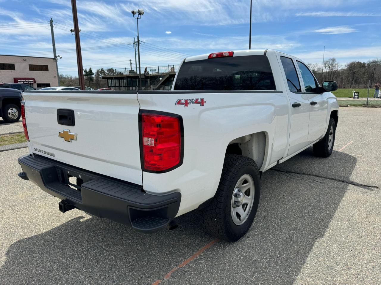 Photo 3 VIN: 1GCVKNEH9HZ165757 - CHEVROLET SILVERADO 