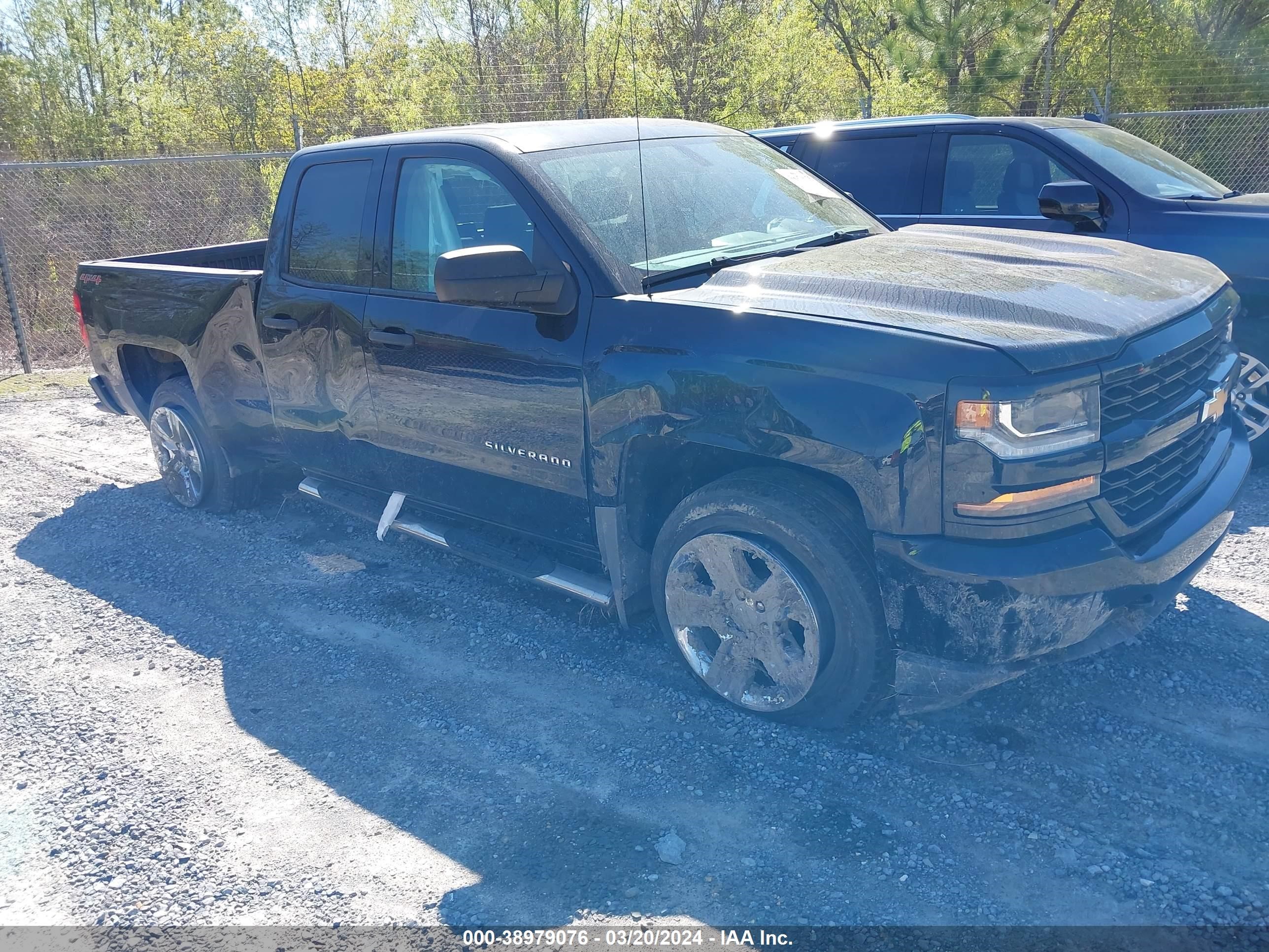 Photo 12 VIN: 1GCVKPEC2HZ323145 - CHEVROLET SILVERADO 