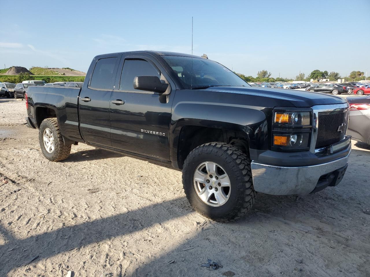 Photo 3 VIN: 1GCVKPEC5EZ189596 - CHEVROLET SILVERADO 