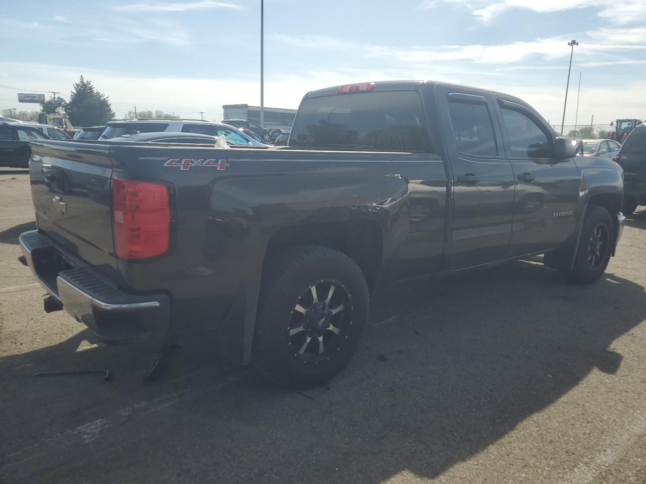 Photo 2 VIN: 1GCVKPEC6FZ213471 - CHEVROLET SILVERADO 