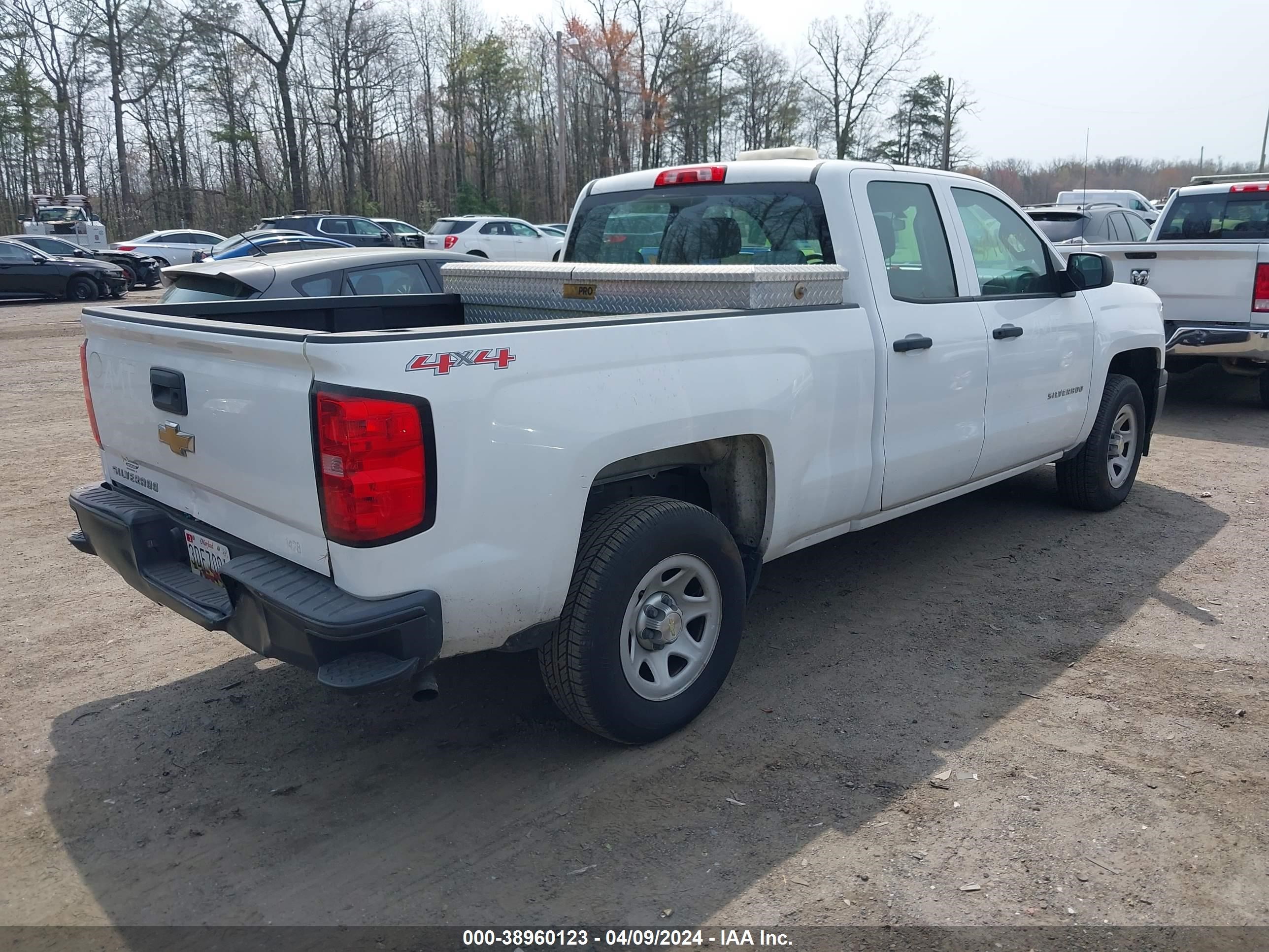 Photo 3 VIN: 1GCVKPEC7EZ265075 - CHEVROLET SILVERADO 