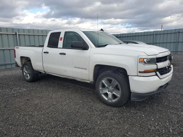 Photo 3 VIN: 1GCVKPEC7JZ230997 - CHEVROLET SILVERADO 