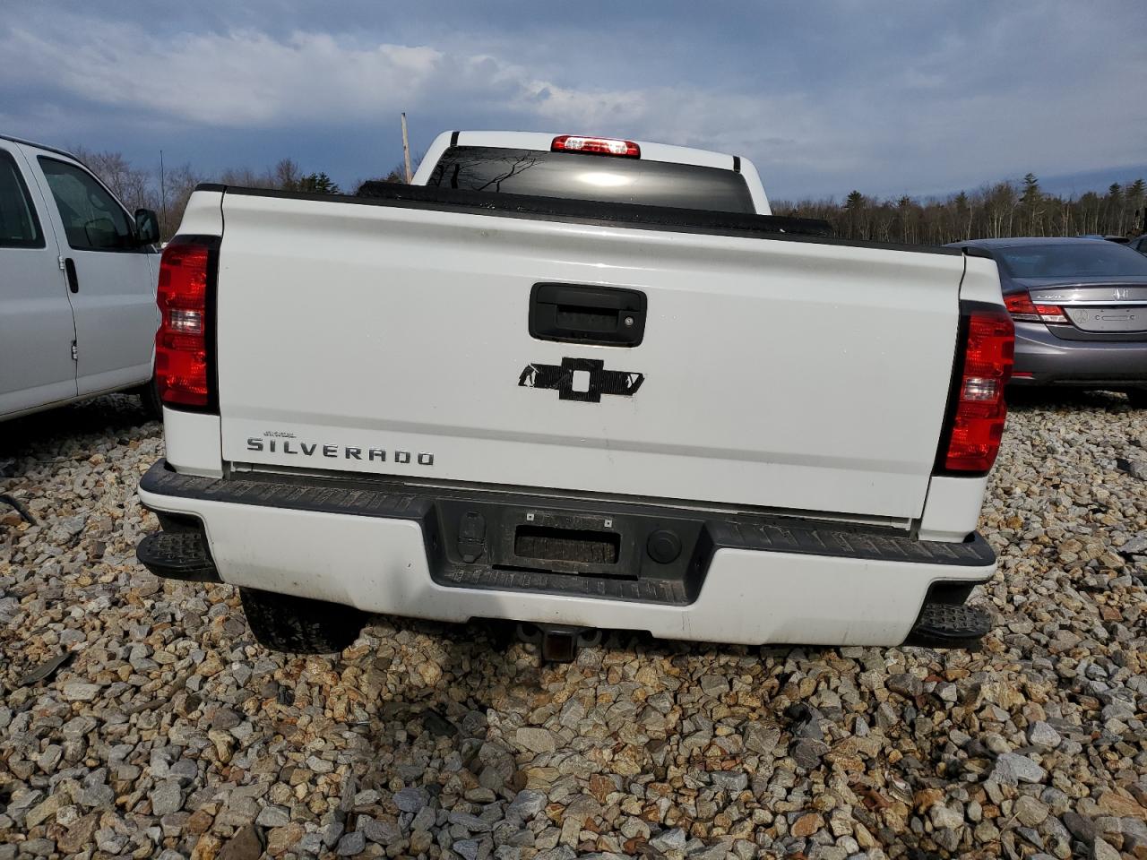 Photo 5 VIN: 1GCVKPEC8JZ175427 - CHEVROLET SILVERADO 