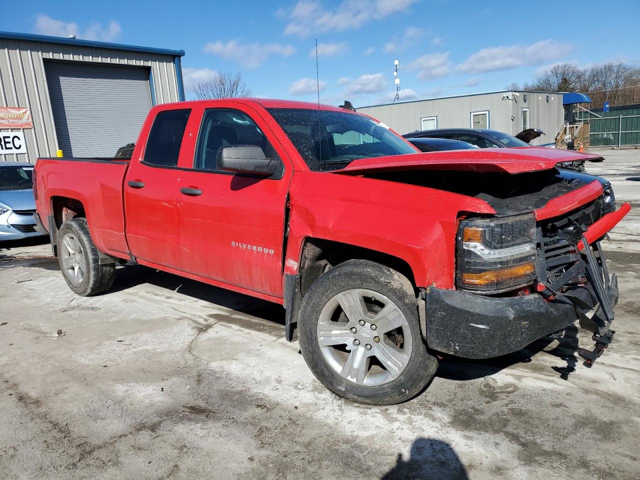 Photo 3 VIN: 1GCVKPEC9JZ271227 - CHEVROLET SILVERADO 