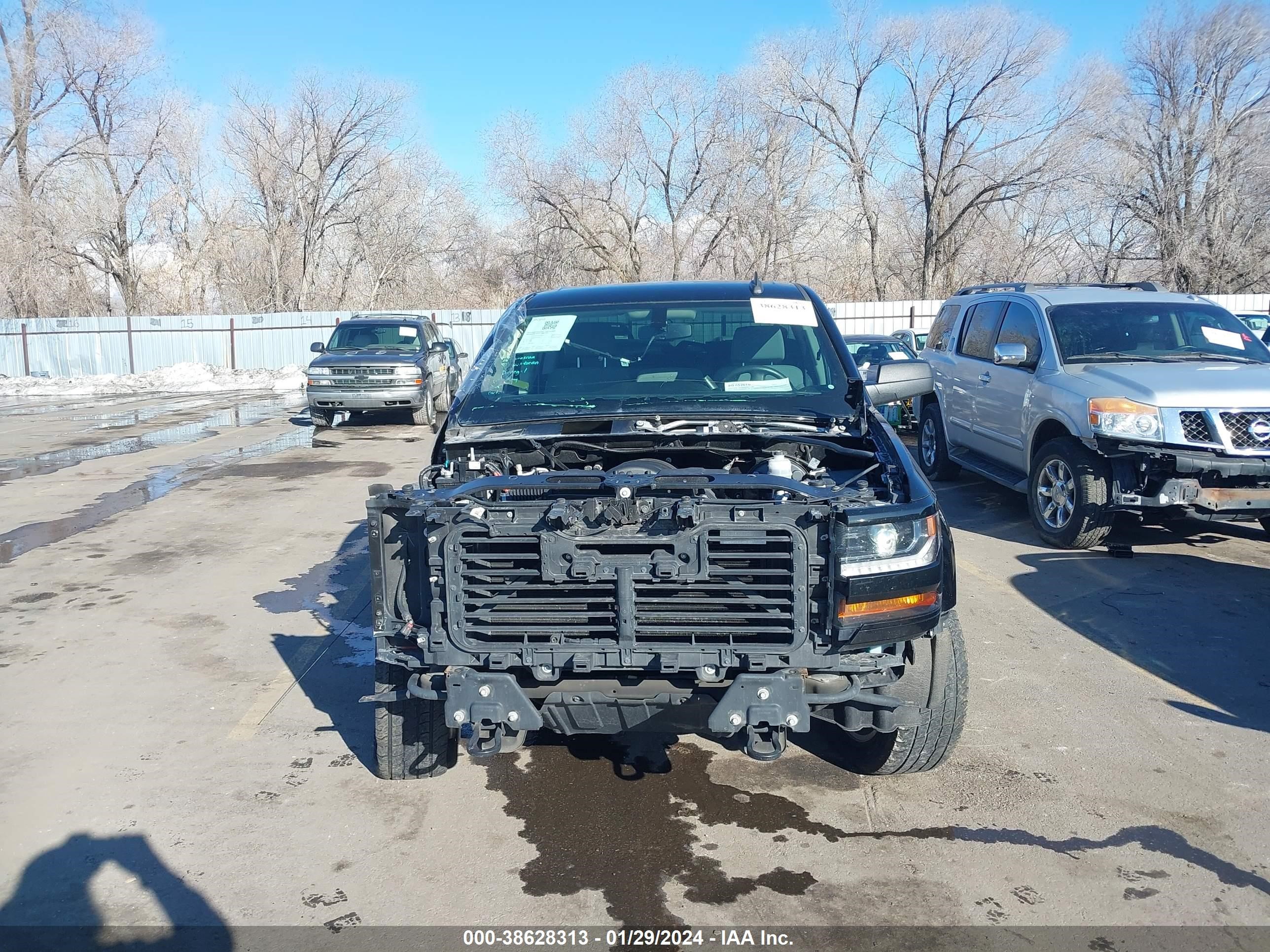 Photo 8 VIN: 1GCVKPEC9JZ359582 - CHEVROLET SILVERADO 