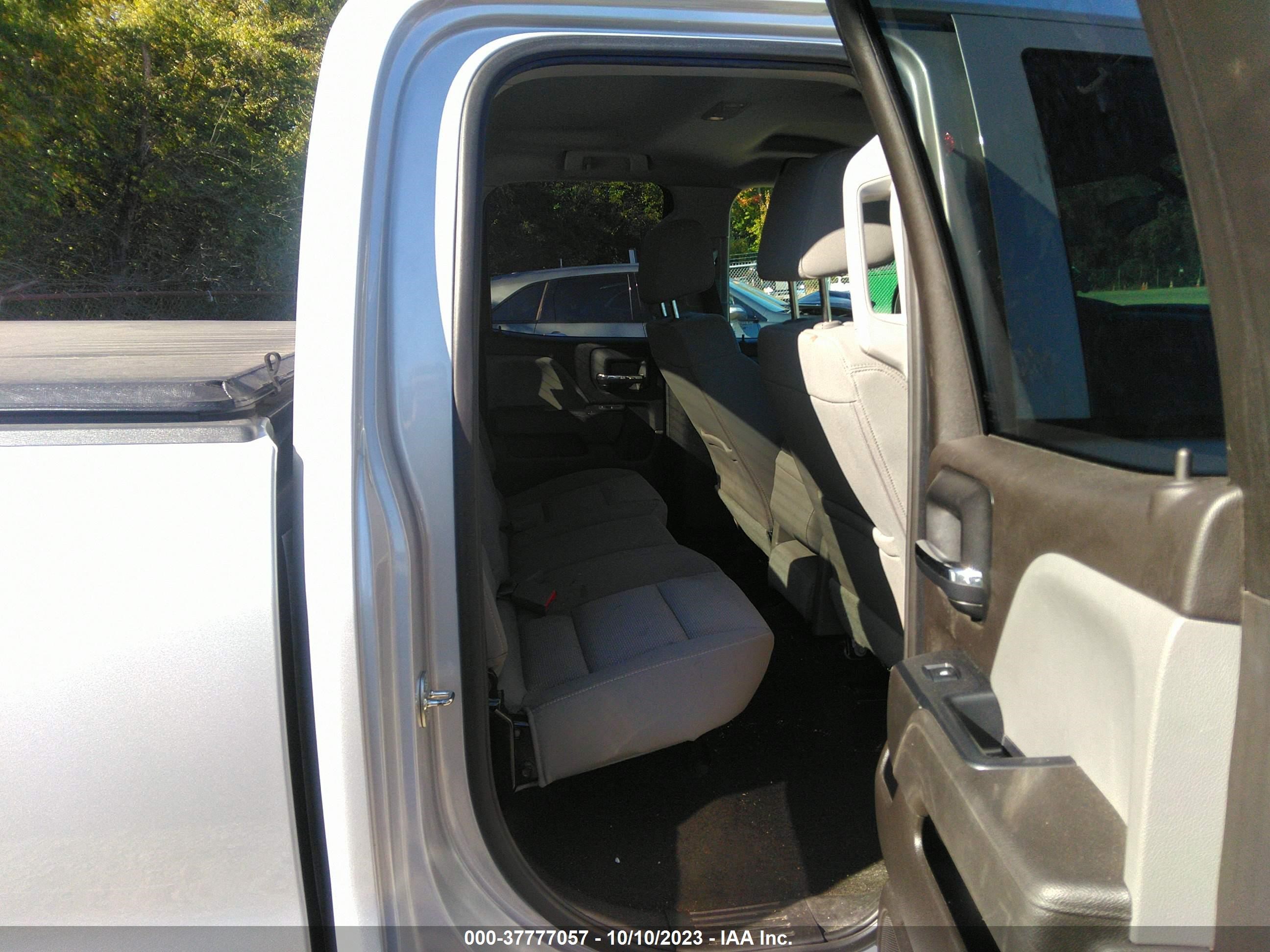 Photo 7 VIN: 1GCVKPEH3HZ168309 - CHEVROLET SILVERADO 