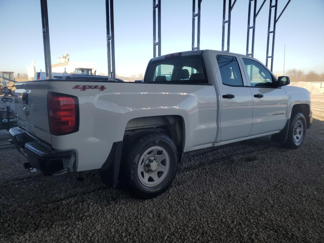 Photo 2 VIN: 1GCVKPEH4FZ353367 - CHEVROLET SILVERADO 