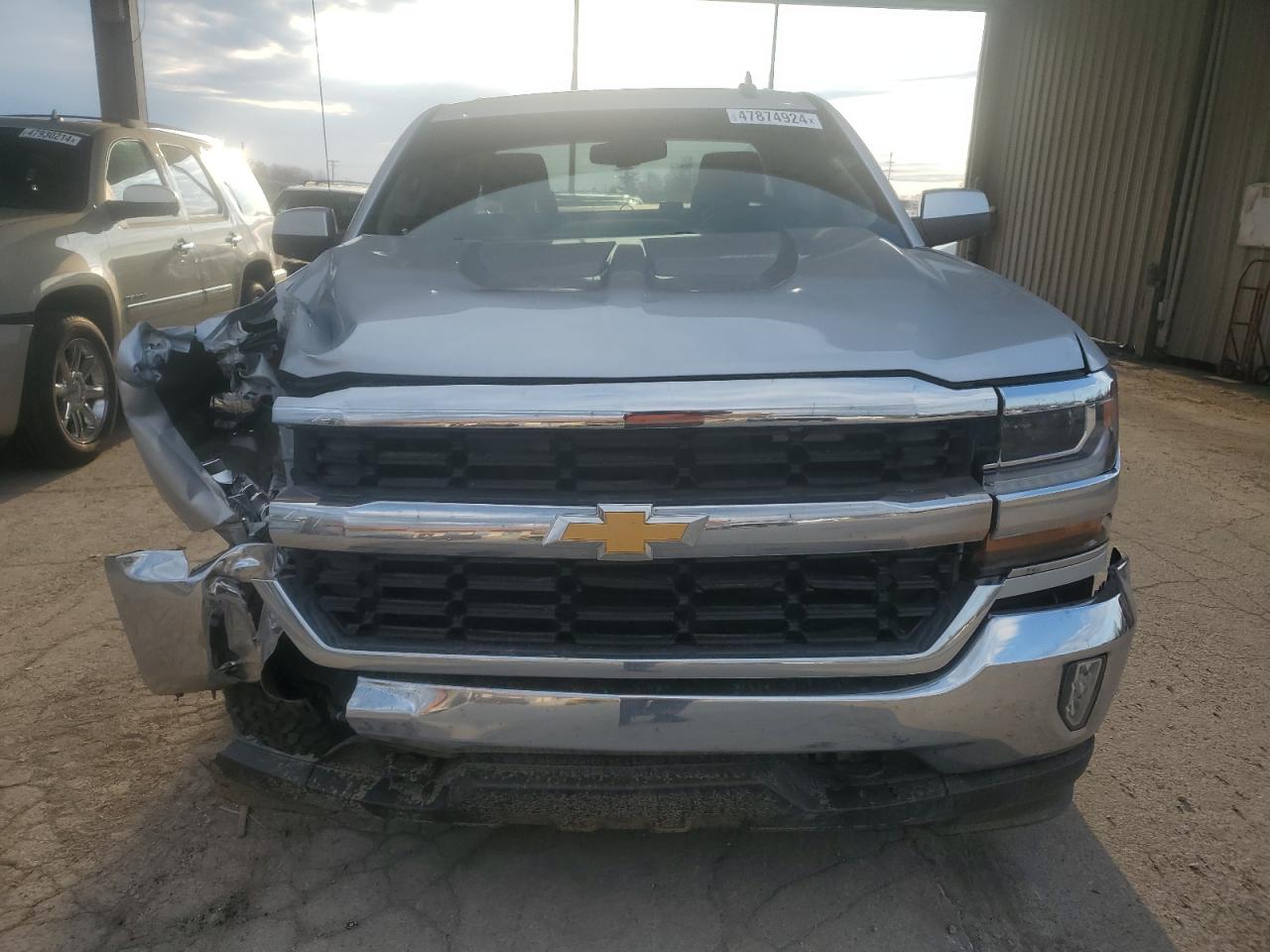 Photo 4 VIN: 1GCVKREC0GZ222051 - CHEVROLET SILVERADO 