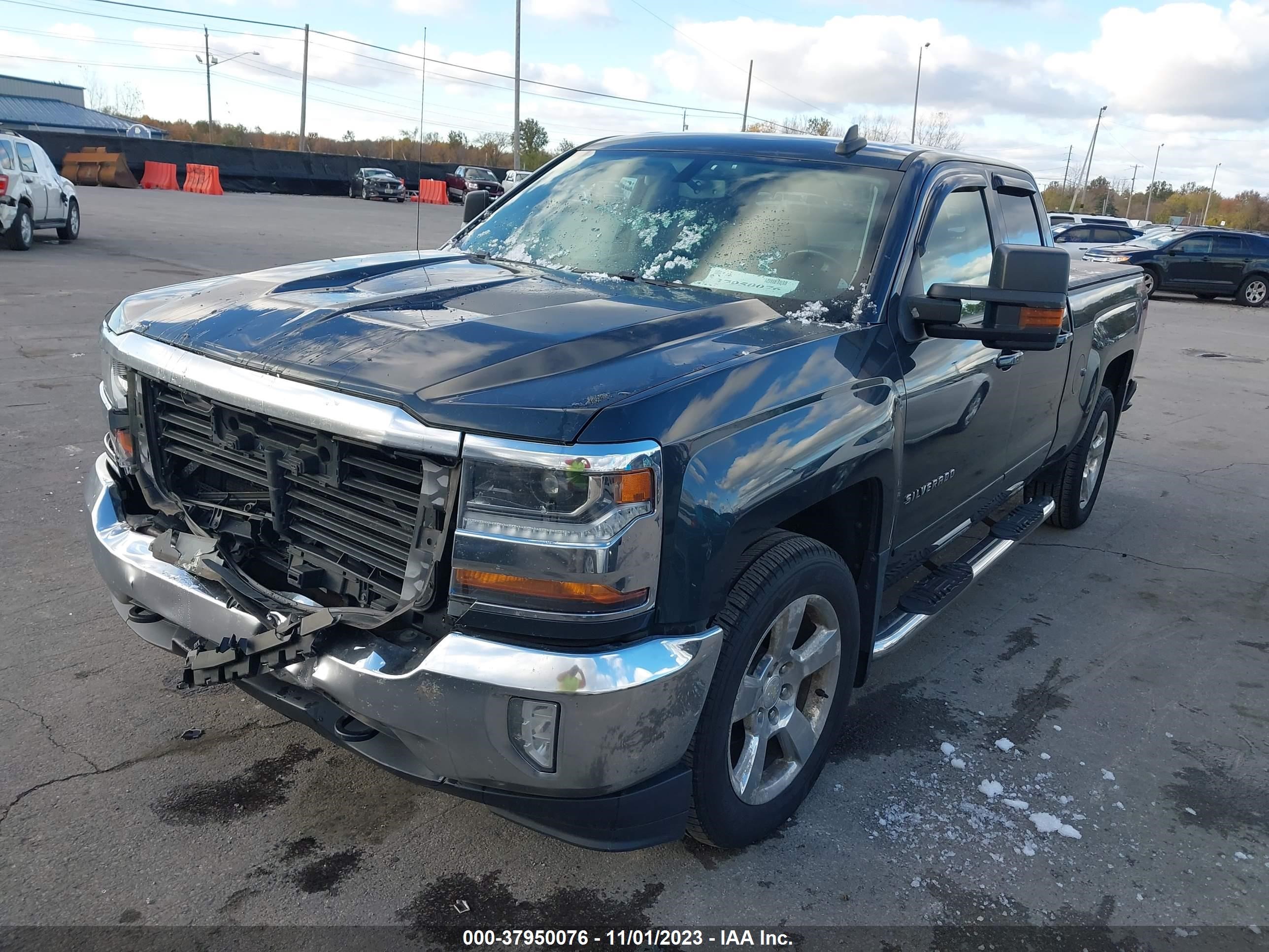 Photo 1 VIN: 1GCVKREC0HZ153864 - CHEVROLET SILVERADO 