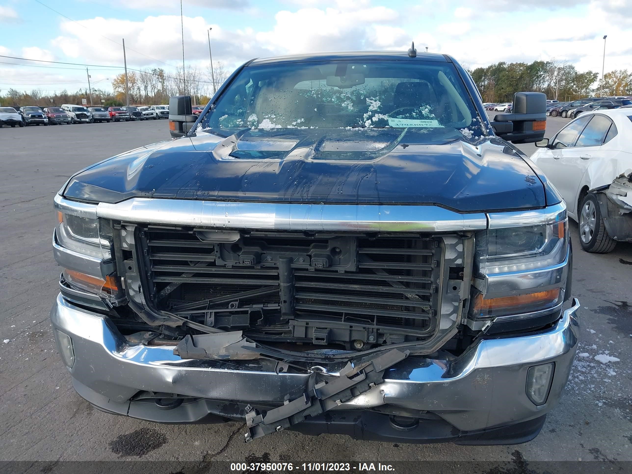 Photo 11 VIN: 1GCVKREC0HZ153864 - CHEVROLET SILVERADO 