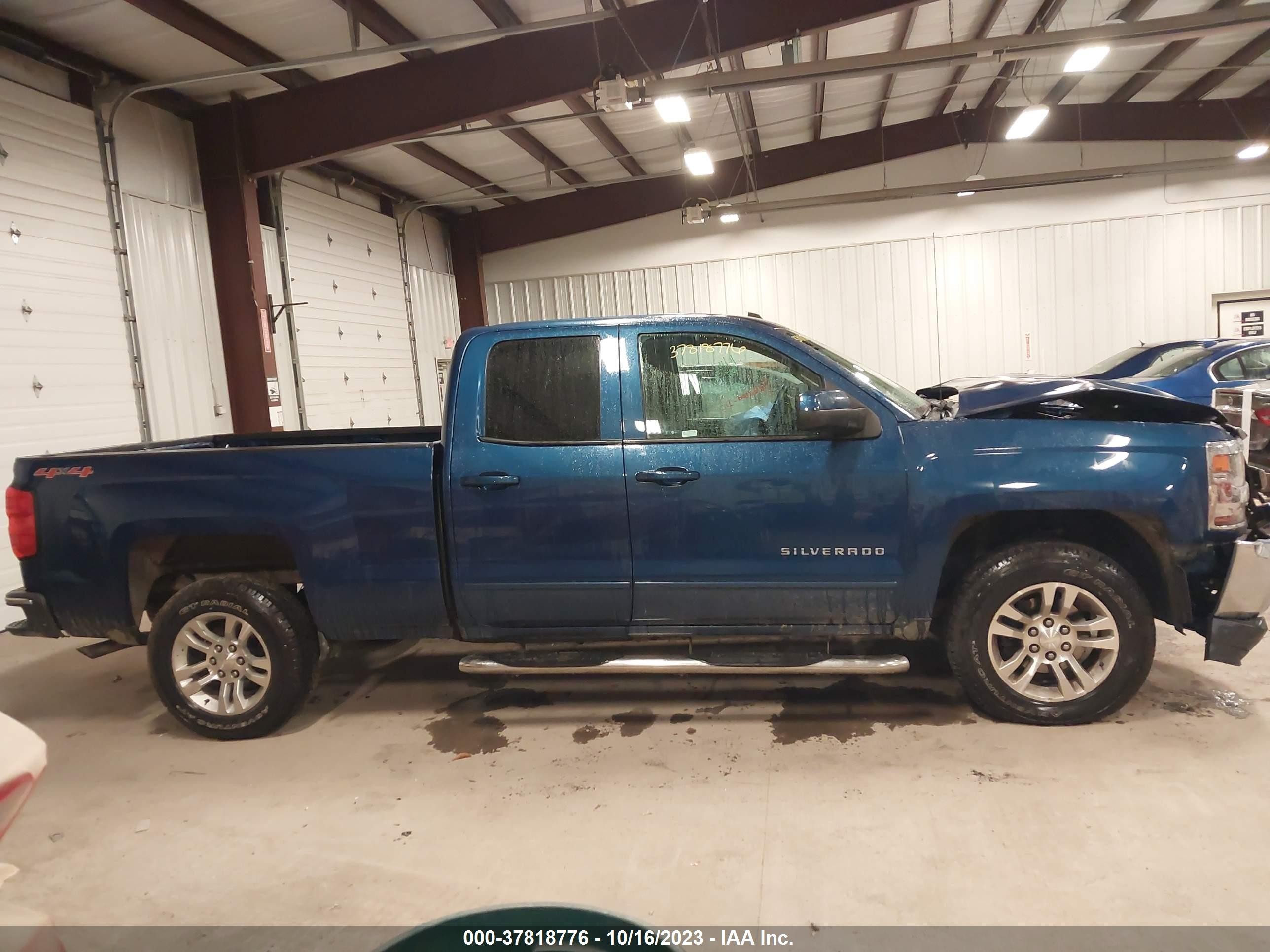 Photo 12 VIN: 1GCVKREC0HZ318859 - CHEVROLET SILVERADO 