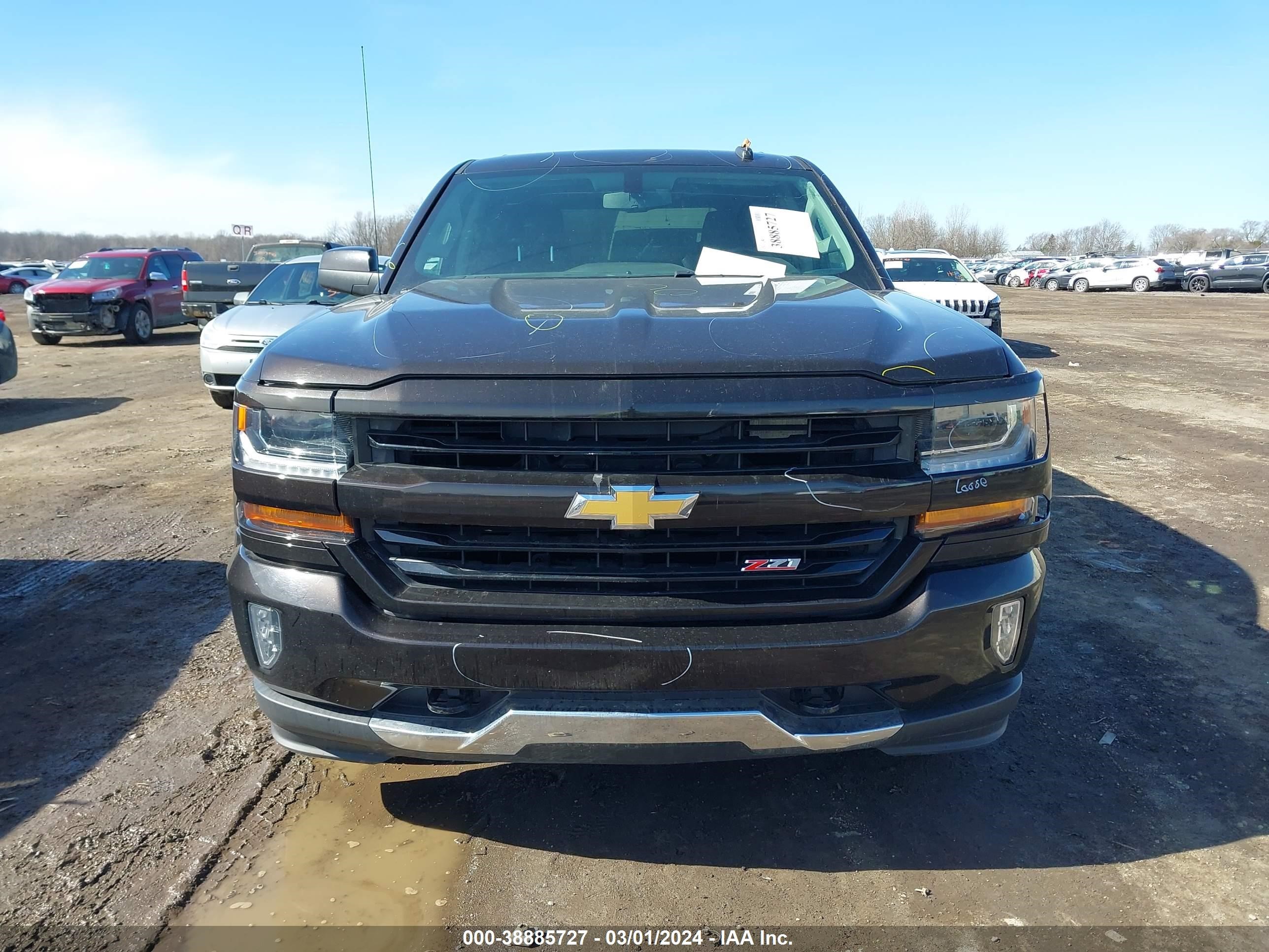 Photo 11 VIN: 1GCVKREC0JZ371583 - CHEVROLET SILVERADO 