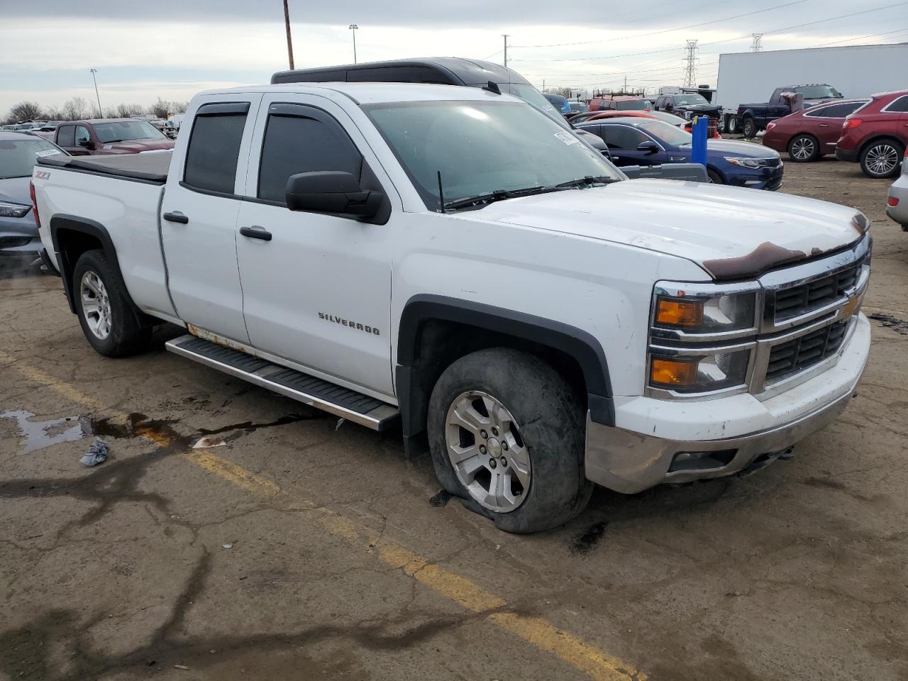 Photo 3 VIN: 1GCVKREC1EZ114941 - CHEVROLET SILVERADO 