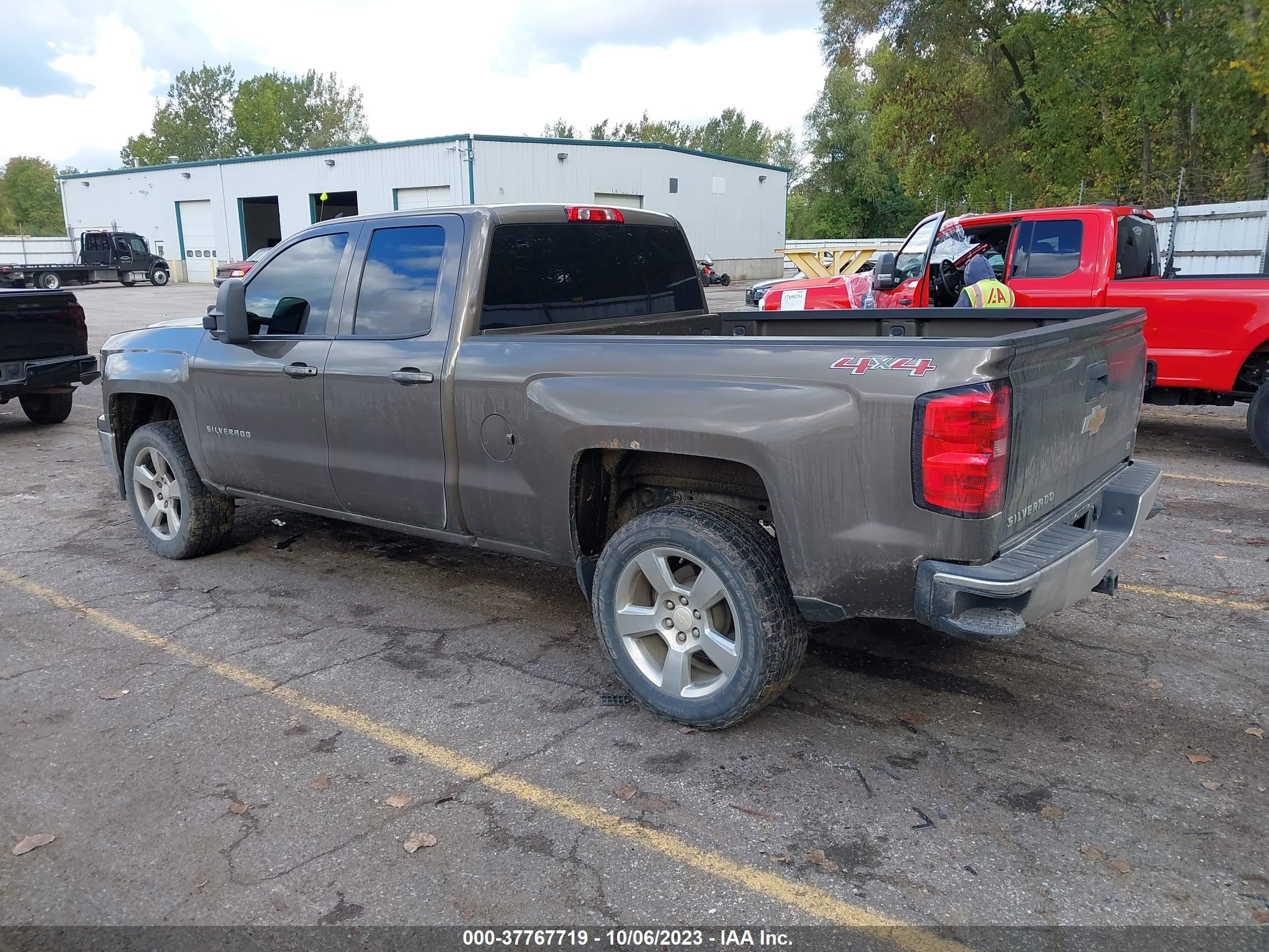 Photo 2 VIN: 1GCVKREC1EZ152444 - CHEVROLET SILVERADO 