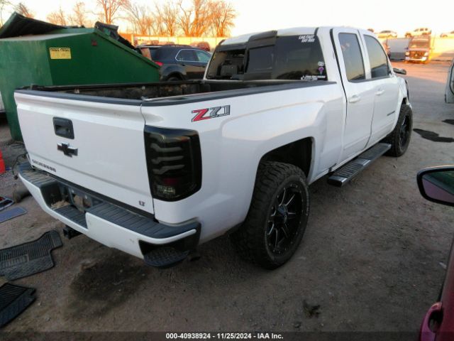 Photo 3 VIN: 1GCVKREC1JZ266423 - CHEVROLET SILVERADO 