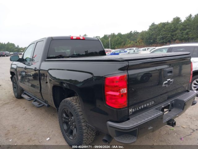 Photo 2 VIN: 1GCVKREC1JZ333005 - CHEVROLET SILVERADO 