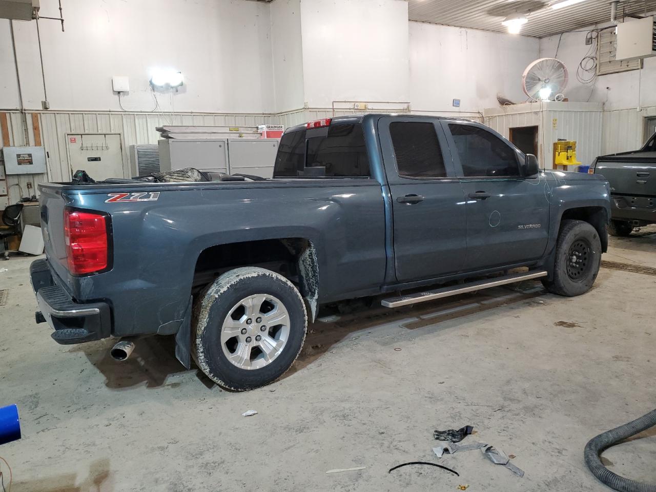 Photo 2 VIN: 1GCVKREC2EZ100756 - CHEVROLET SILVERADO 