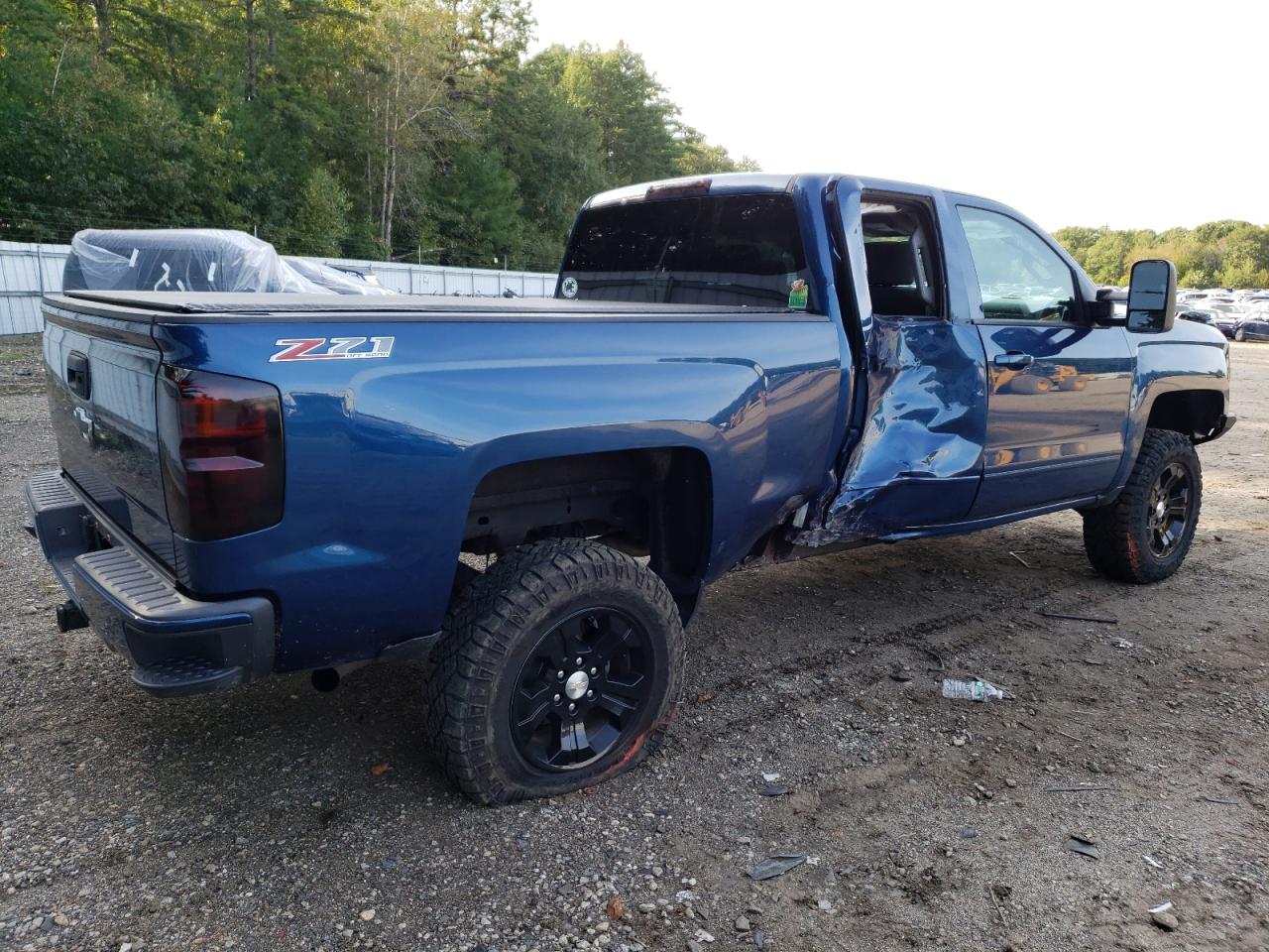 Photo 2 VIN: 1GCVKREC2HZ228869 - CHEVROLET SILVERADO 