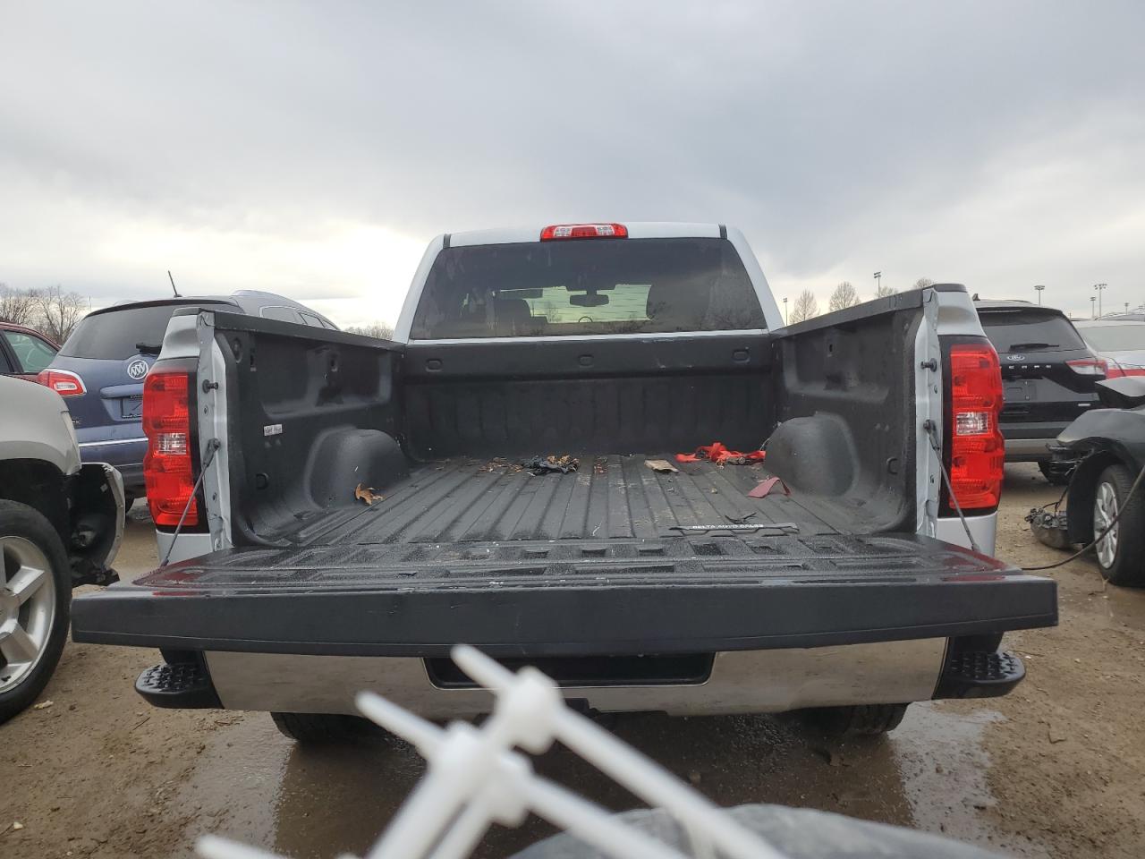 Photo 5 VIN: 1GCVKREC2HZ405842 - CHEVROLET SILVERADO 