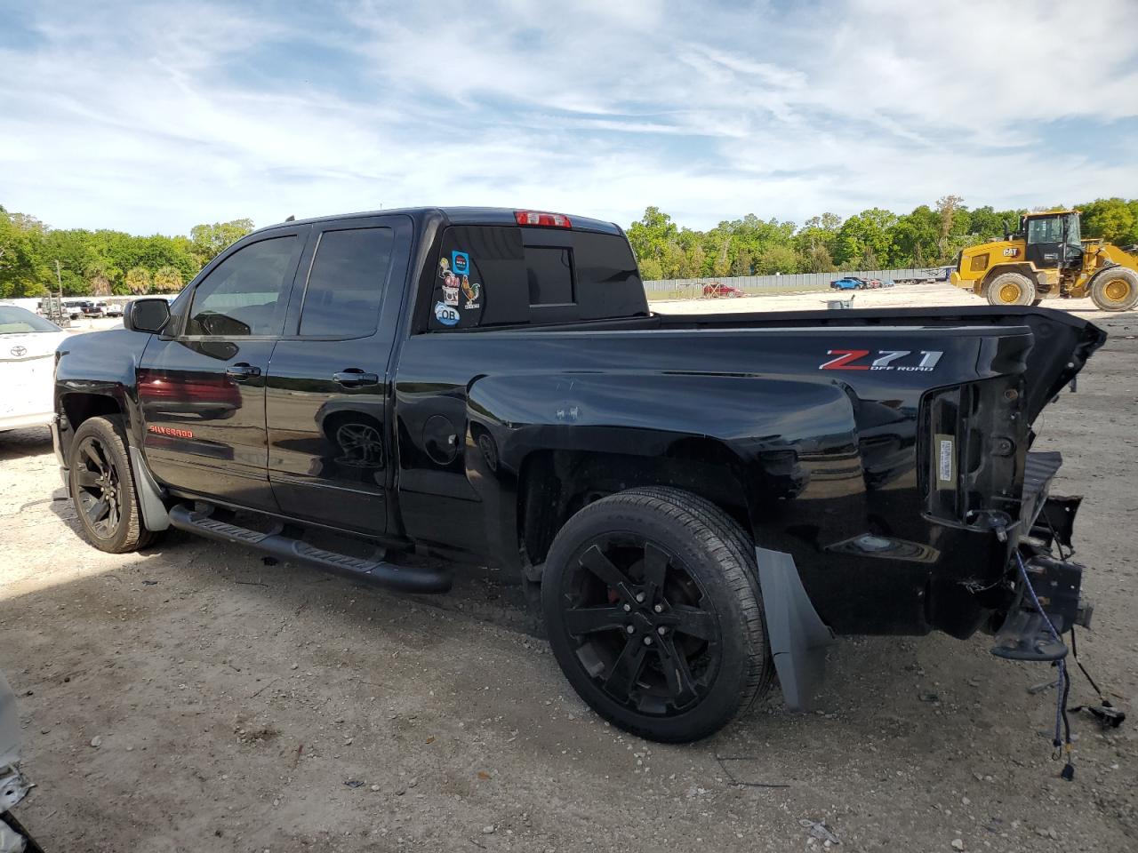 Photo 1 VIN: 1GCVKREC2JZ105353 - CHEVROLET SILVERADO 