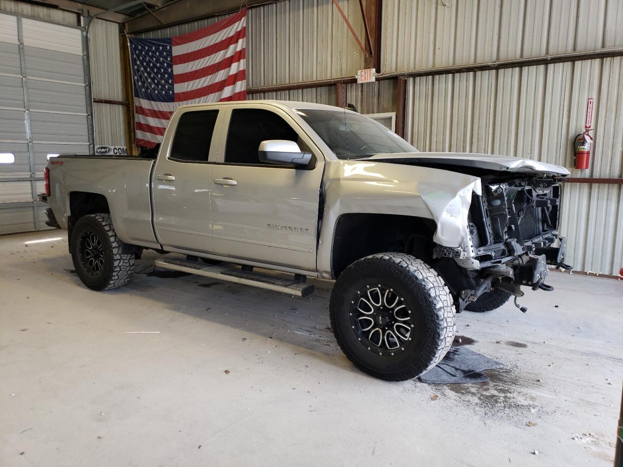 Photo 3 VIN: 1GCVKREC3FZ186502 - CHEVROLET SILVERADO 