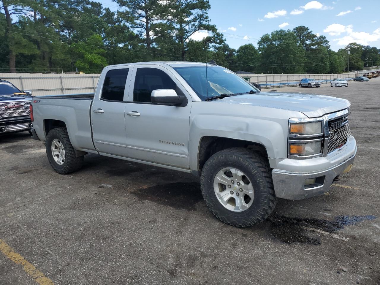 Photo 3 VIN: 1GCVKREC3FZ288270 - CHEVROLET SILVERADO 