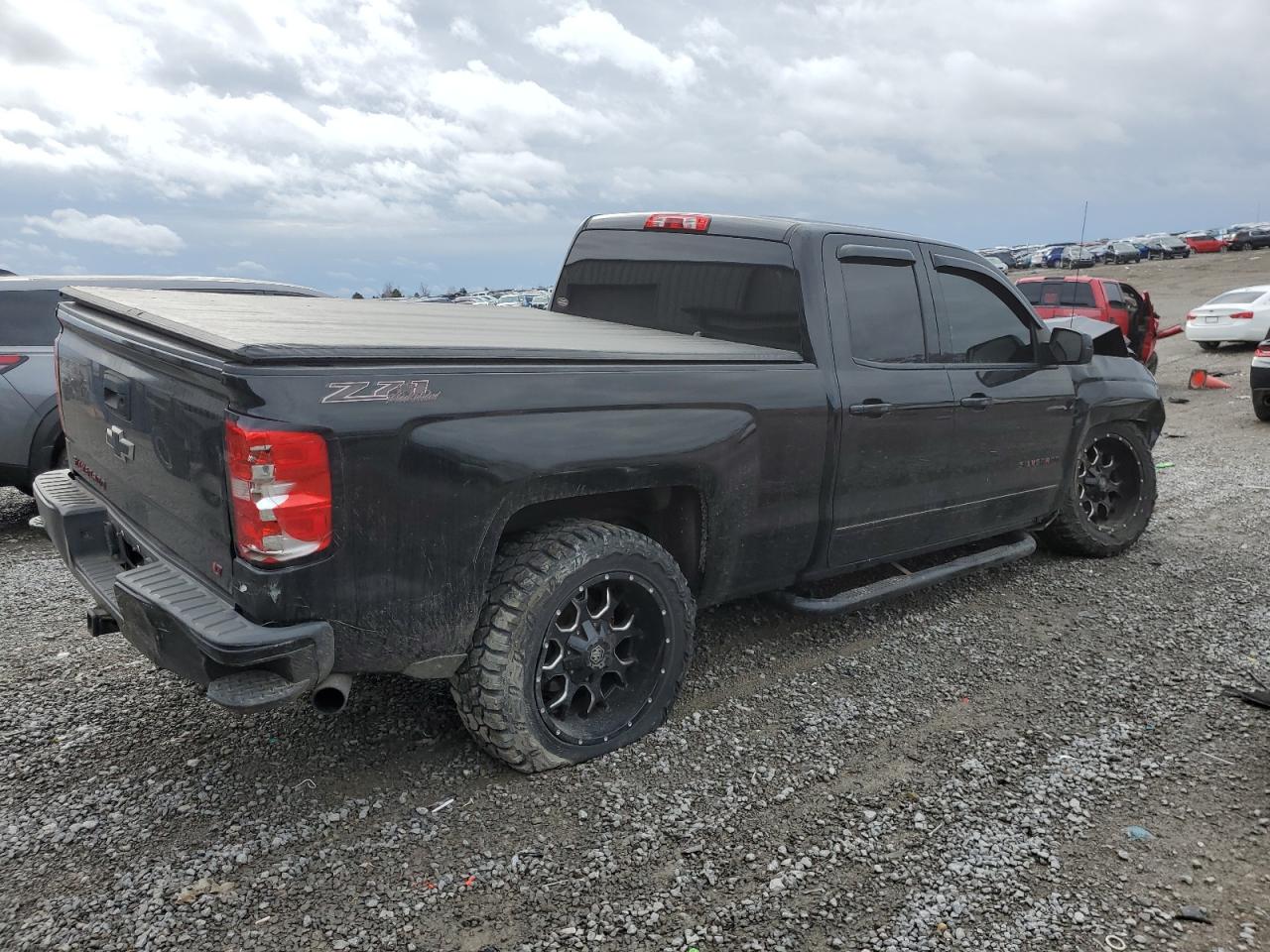 Photo 2 VIN: 1GCVKREC3GZ175632 - CHEVROLET SILVERADO 