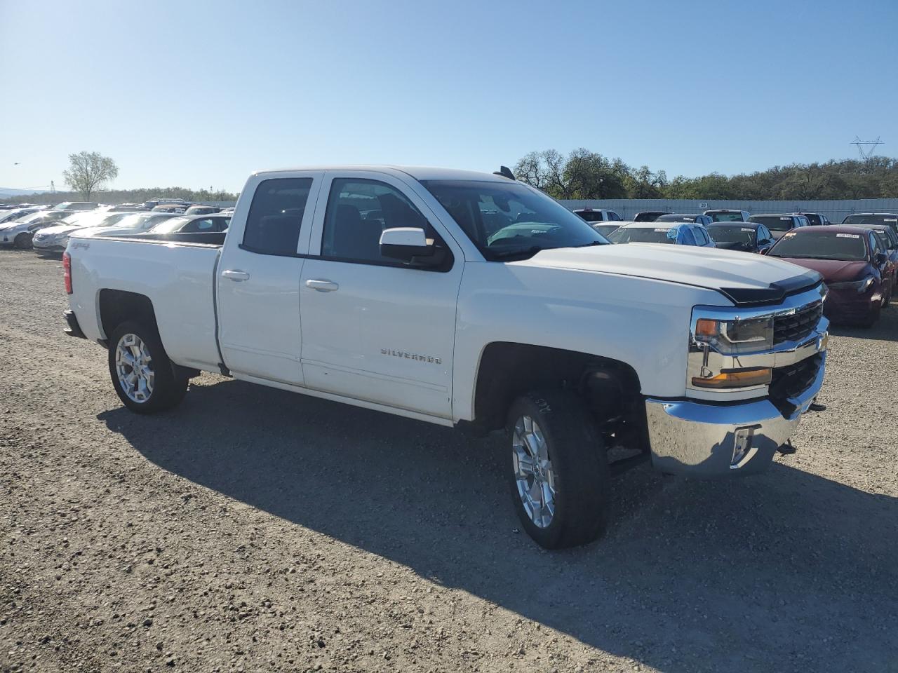 Photo 3 VIN: 1GCVKREC3GZ343205 - CHEVROLET SILVERADO 