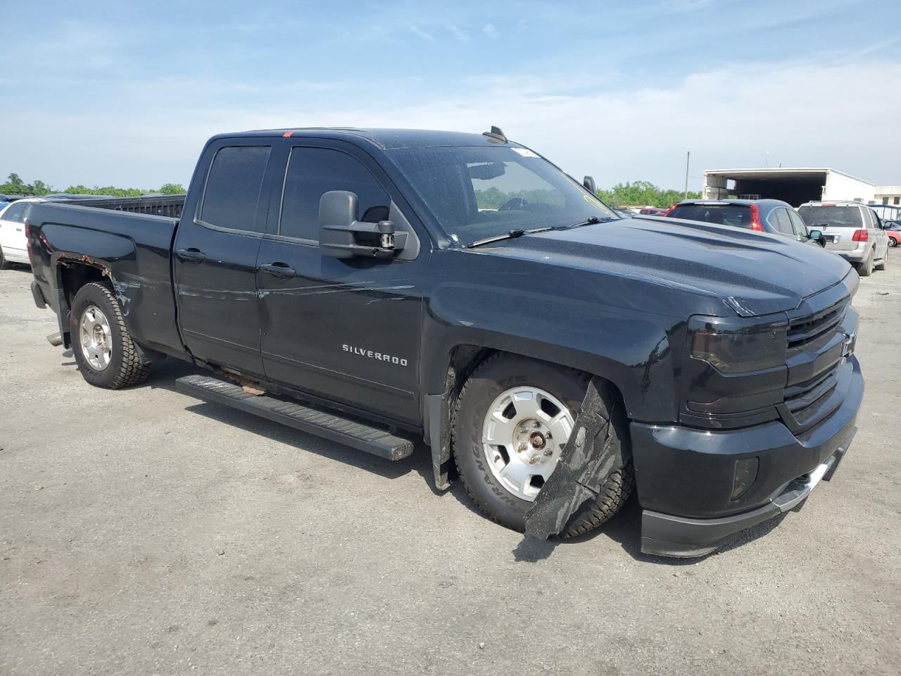 Photo 3 VIN: 1GCVKREC3GZ374292 - CHEVROLET SILVERADO 