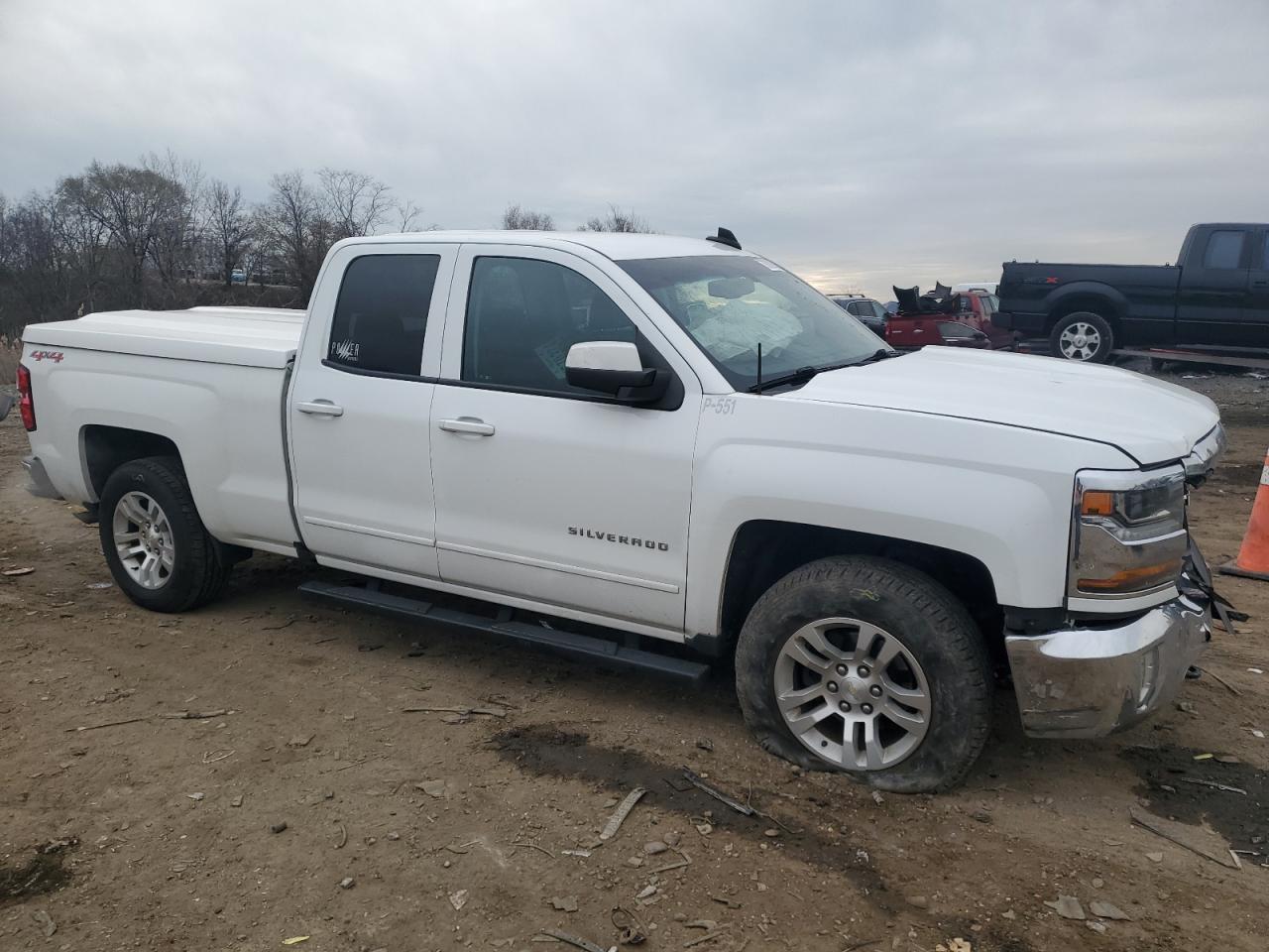 Photo 3 VIN: 1GCVKREC3HZ106151 - CHEVROLET SILVERADO 