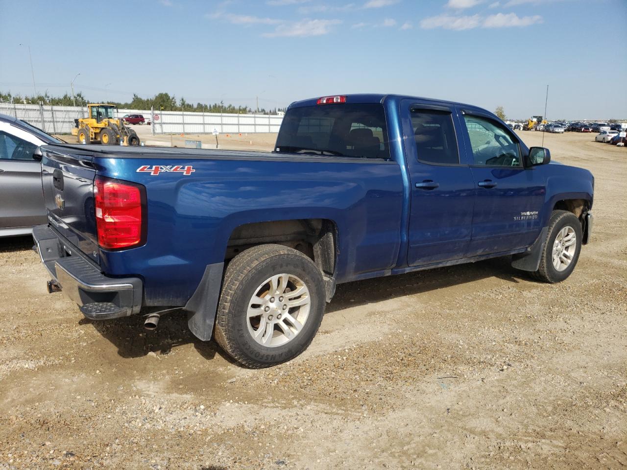 Photo 2 VIN: 1GCVKREC3HZ128747 - CHEVROLET SILVERADO 