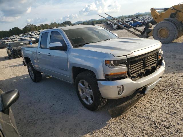 Photo 3 VIN: 1GCVKREC3JZ322605 - CHEVROLET SILVERADO 