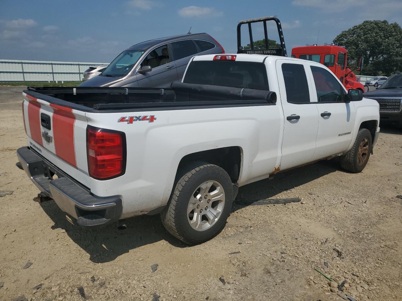 Photo 2 VIN: 1GCVKREC5EZ209132 - CHEVROLET SILVERADO 