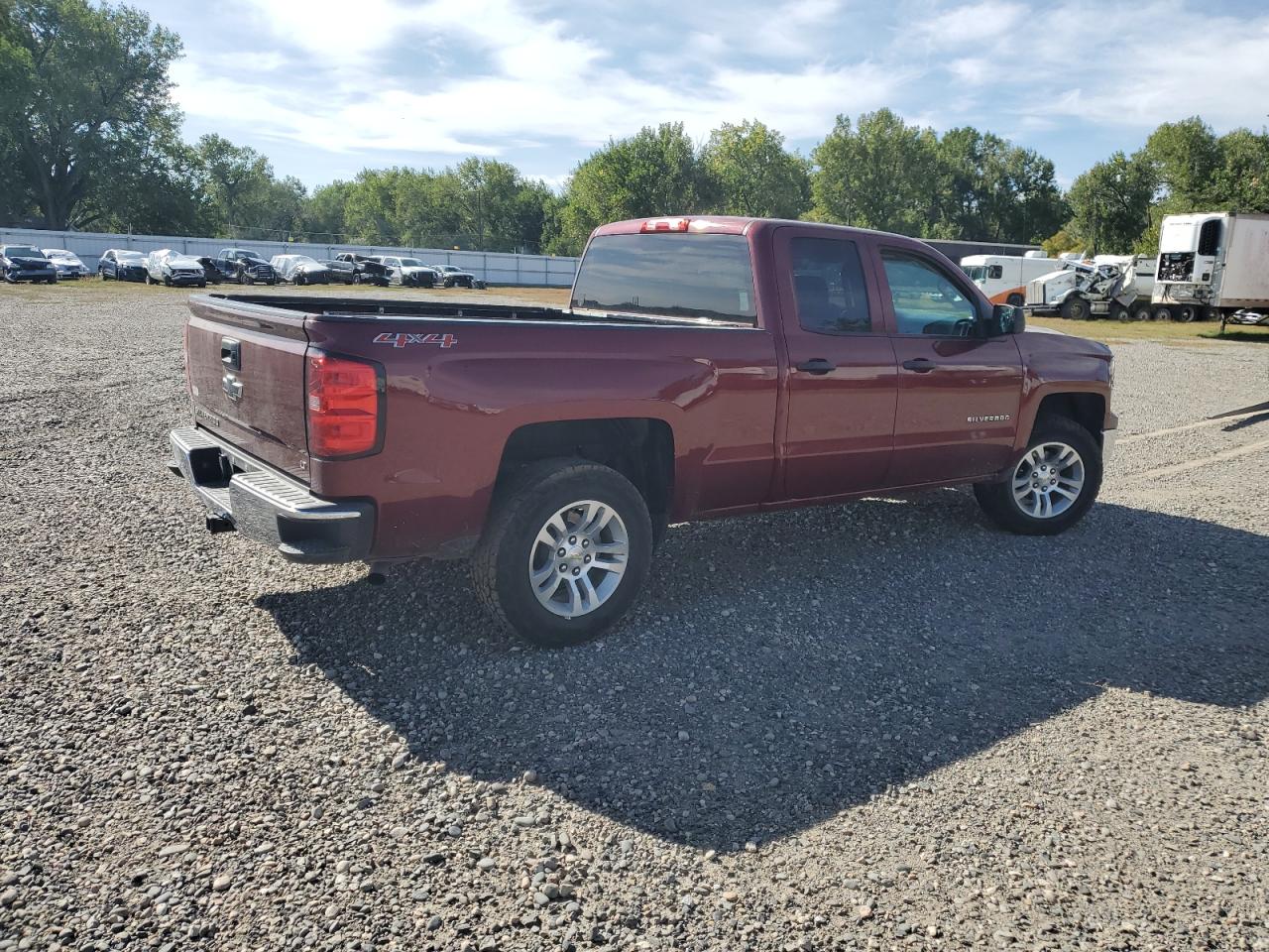 Photo 2 VIN: 1GCVKREC5EZ386831 - CHEVROLET SILVERADO 