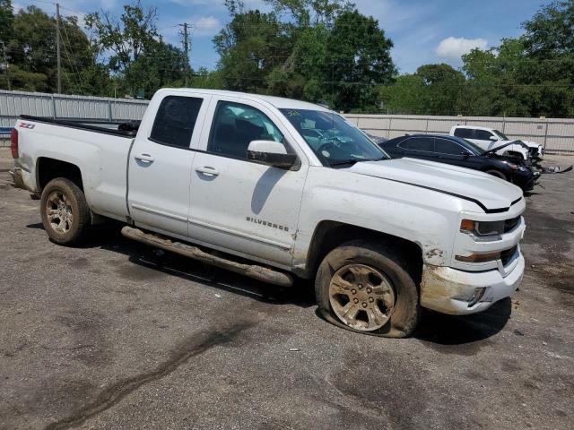 Photo 3 VIN: 1GCVKREC5JZ225888 - CHEVROLET SILVERADO 