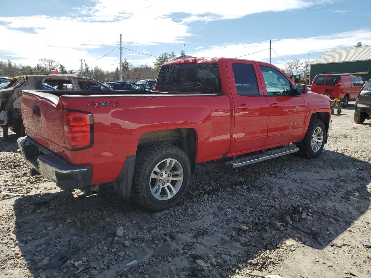 Photo 2 VIN: 1GCVKREC5JZ381218 - CHEVROLET SILVERADO 