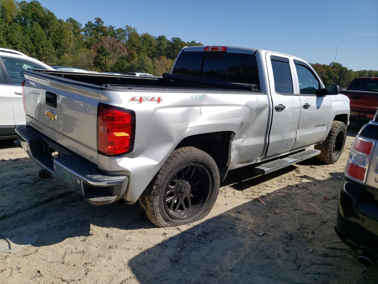 Photo 2 VIN: 1GCVKREC6EZ120671 - CHEVROLET SILVERADO 