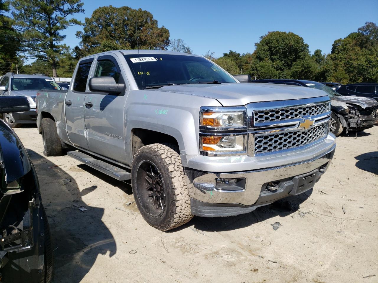 Photo 3 VIN: 1GCVKREC6EZ120671 - CHEVROLET SILVERADO 