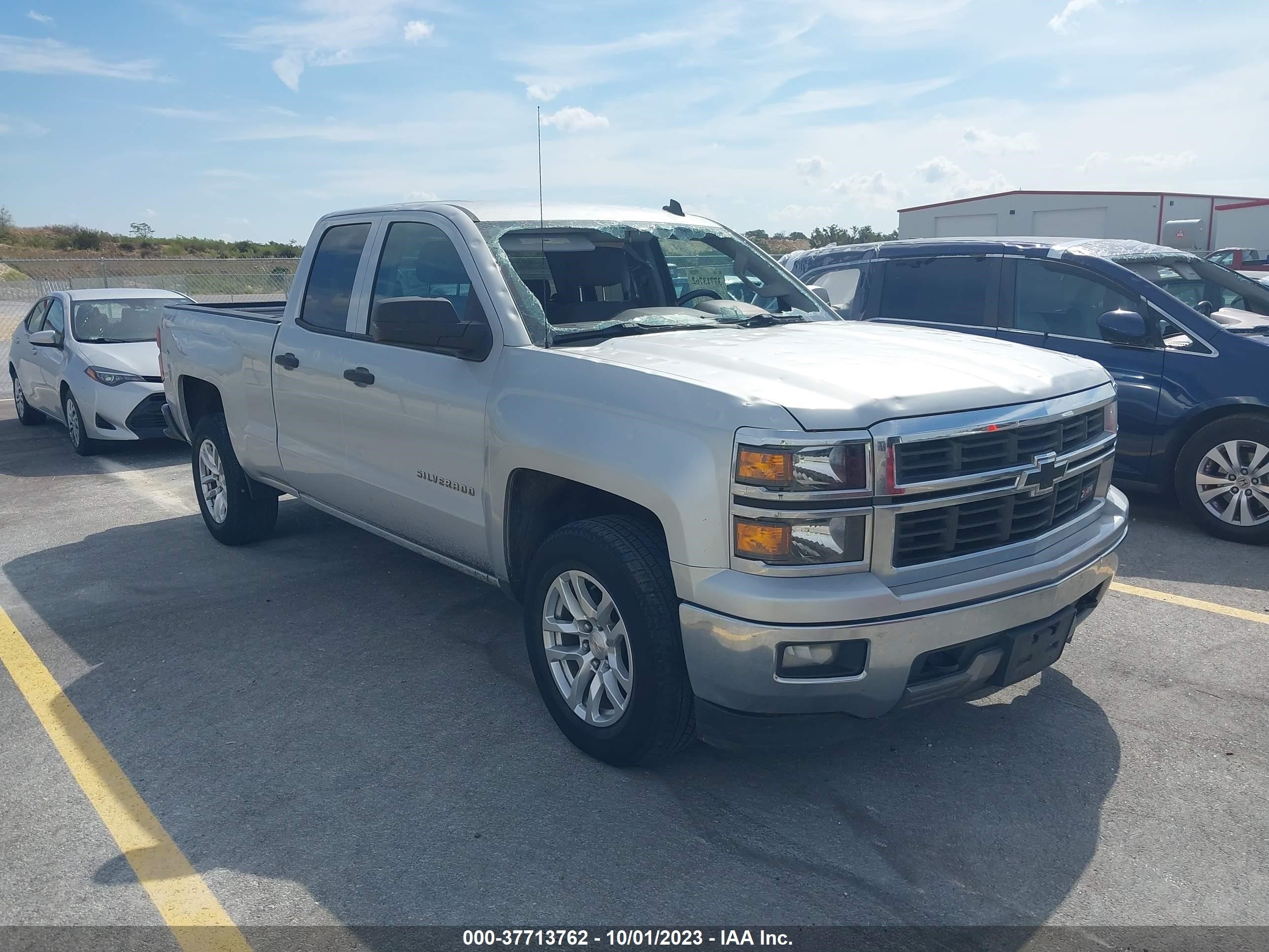 Photo 0 VIN: 1GCVKREC6EZ332079 - CHEVROLET SILVERADO 