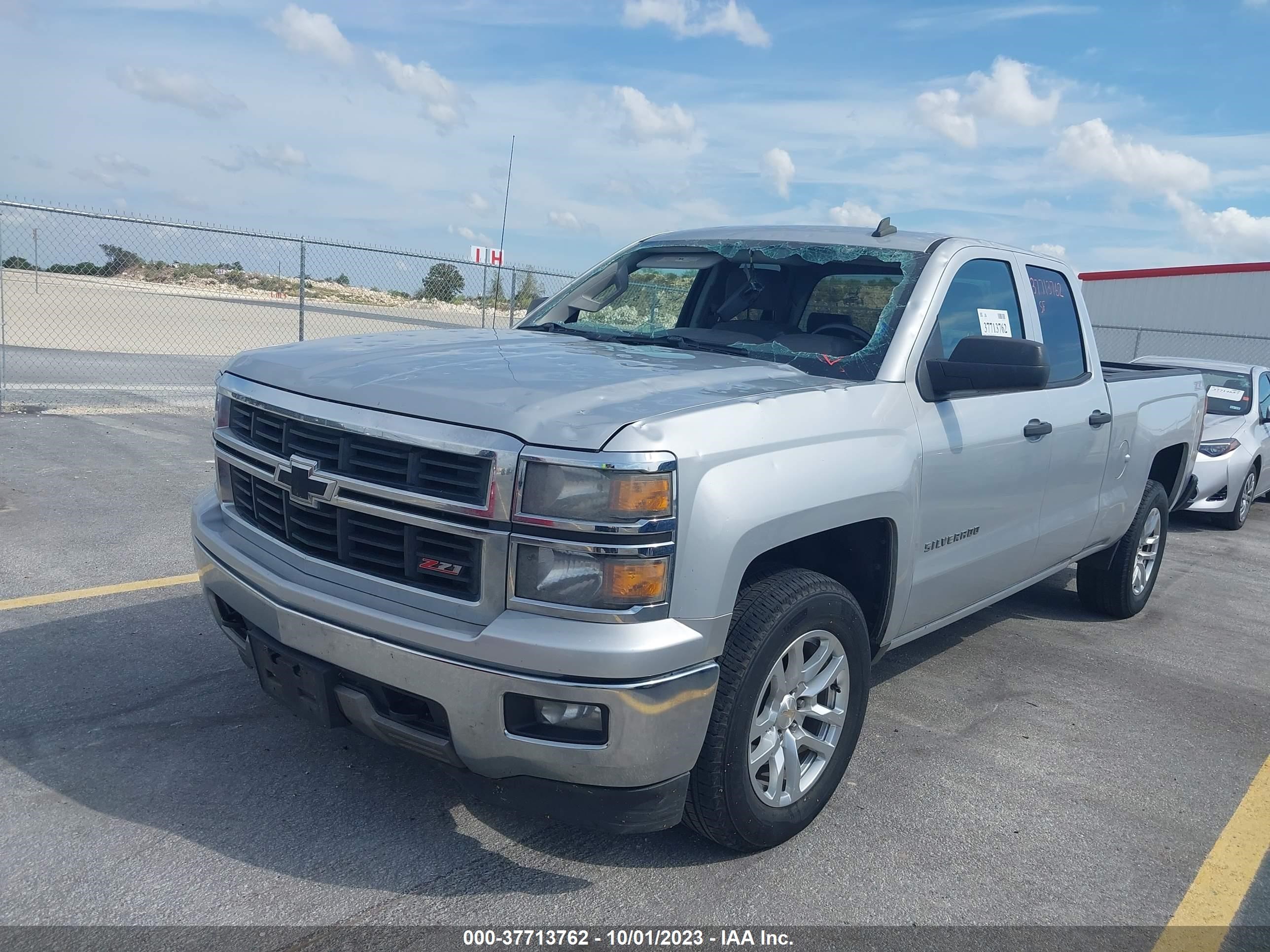 Photo 1 VIN: 1GCVKREC6EZ332079 - CHEVROLET SILVERADO 