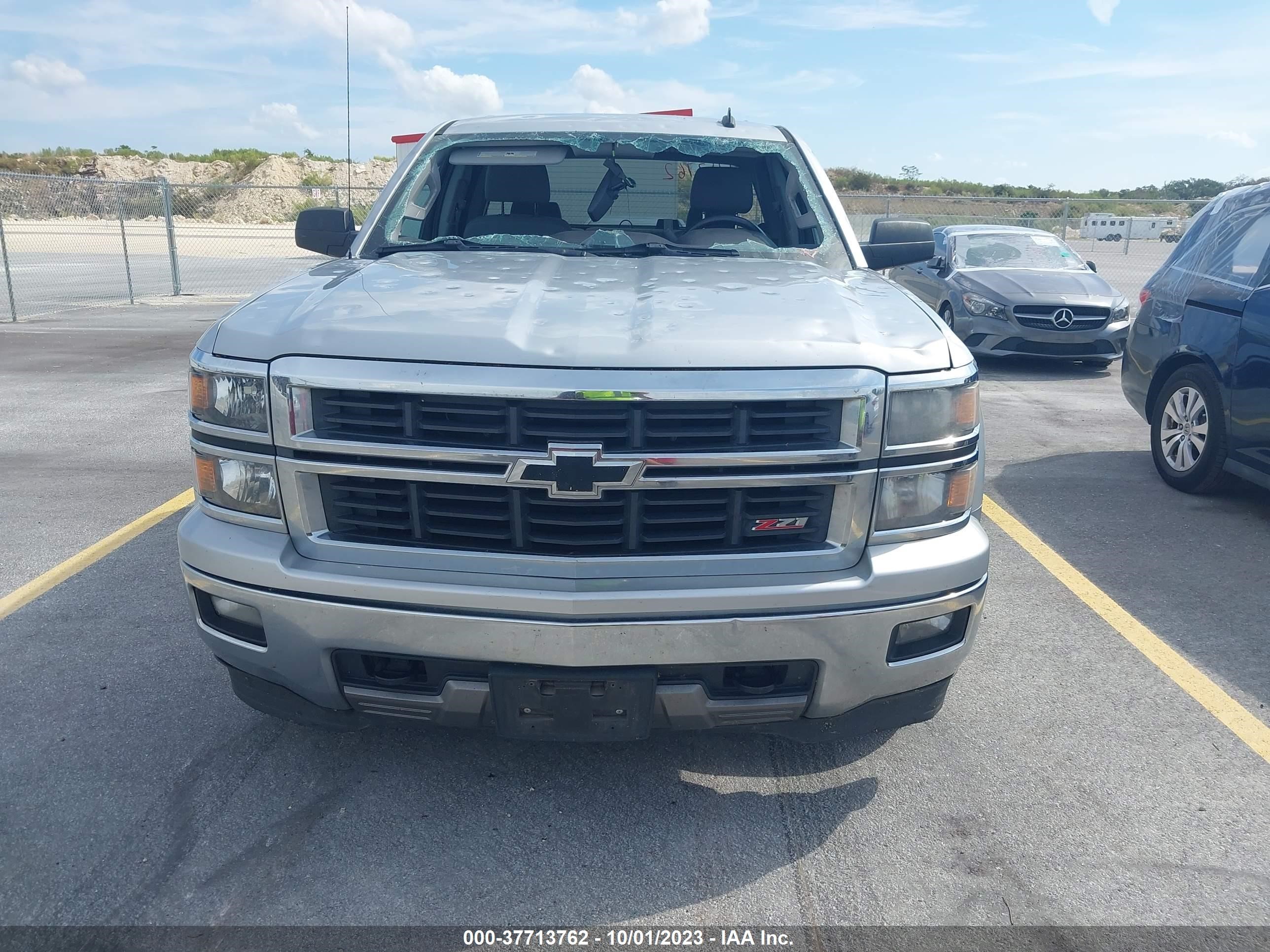 Photo 11 VIN: 1GCVKREC6EZ332079 - CHEVROLET SILVERADO 