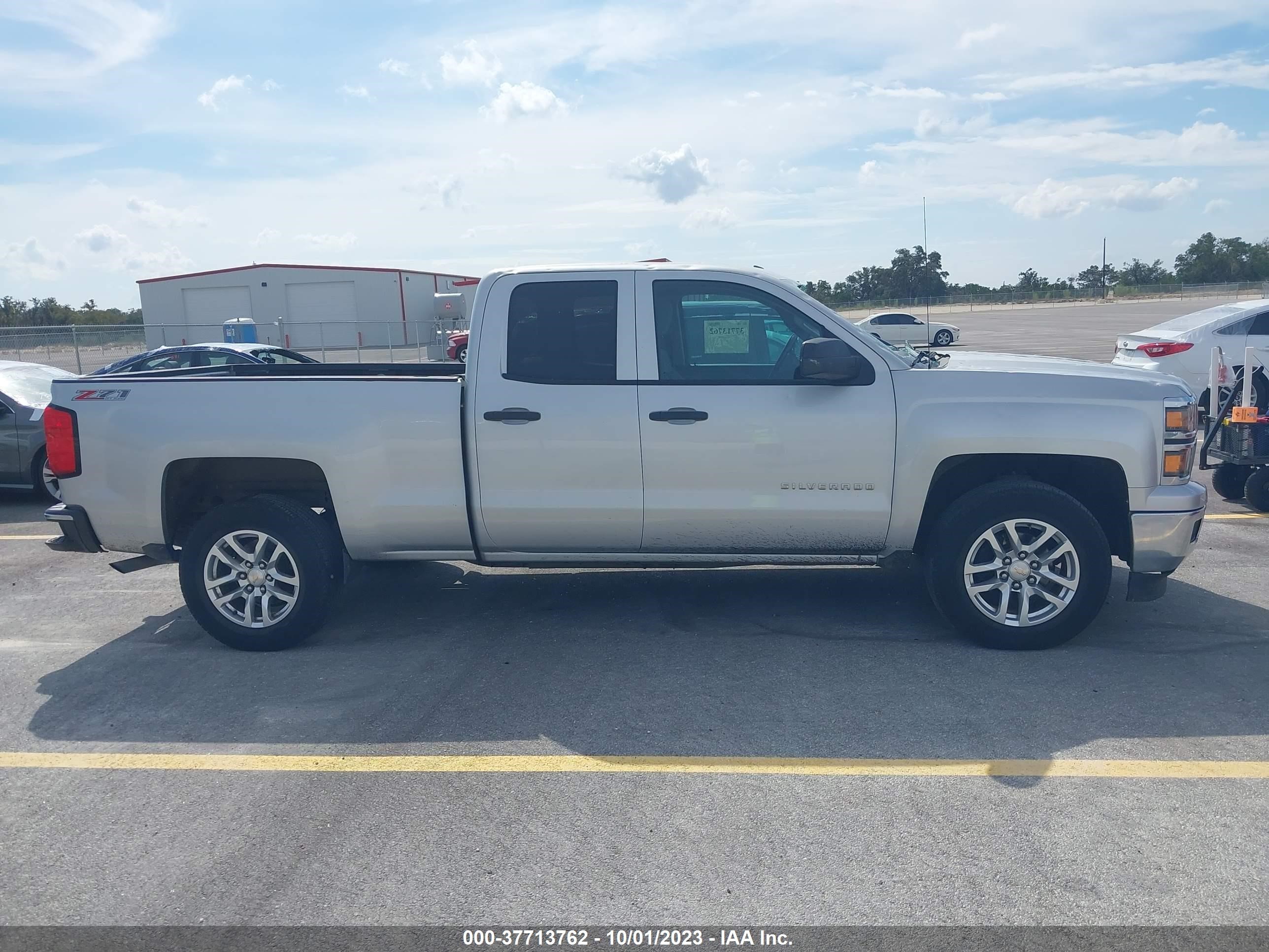 Photo 12 VIN: 1GCVKREC6EZ332079 - CHEVROLET SILVERADO 